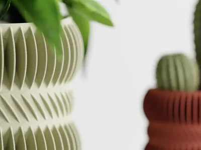 Modern ribbed Vase -Series 3