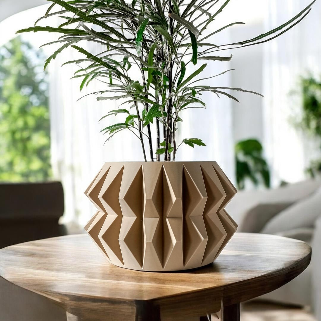 Almin Planter Pot