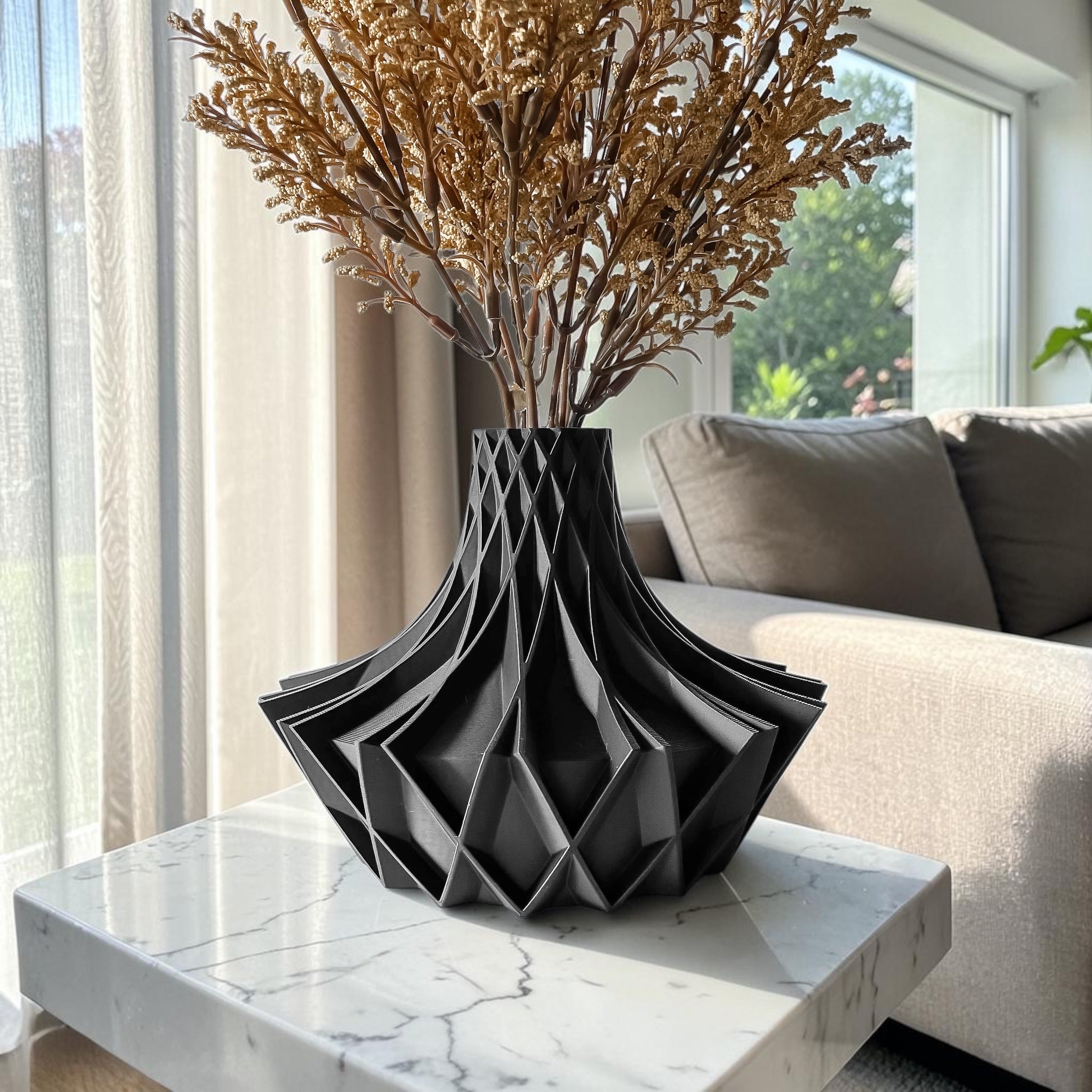 Arkan Short Vase