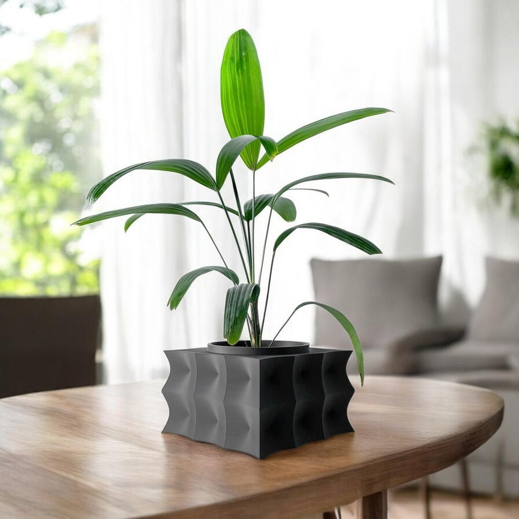 Averth Planter