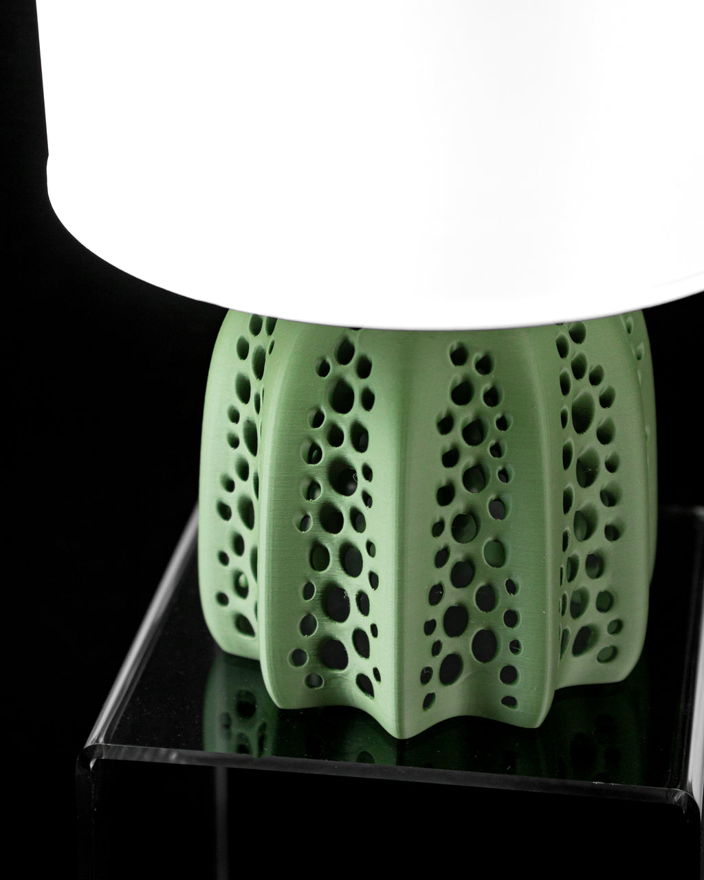 The Seafront Table Lamp