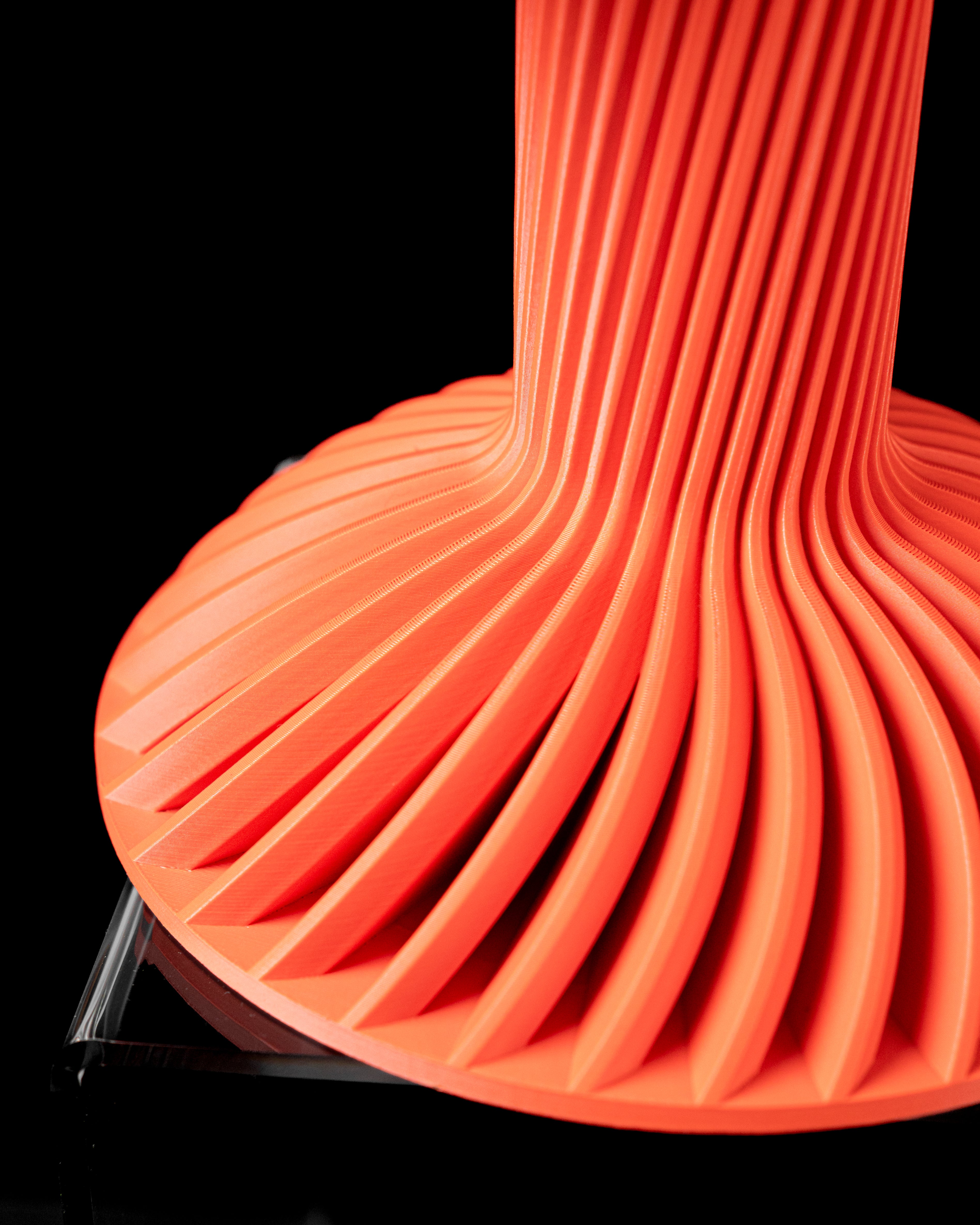 The Ridged Table Lamp