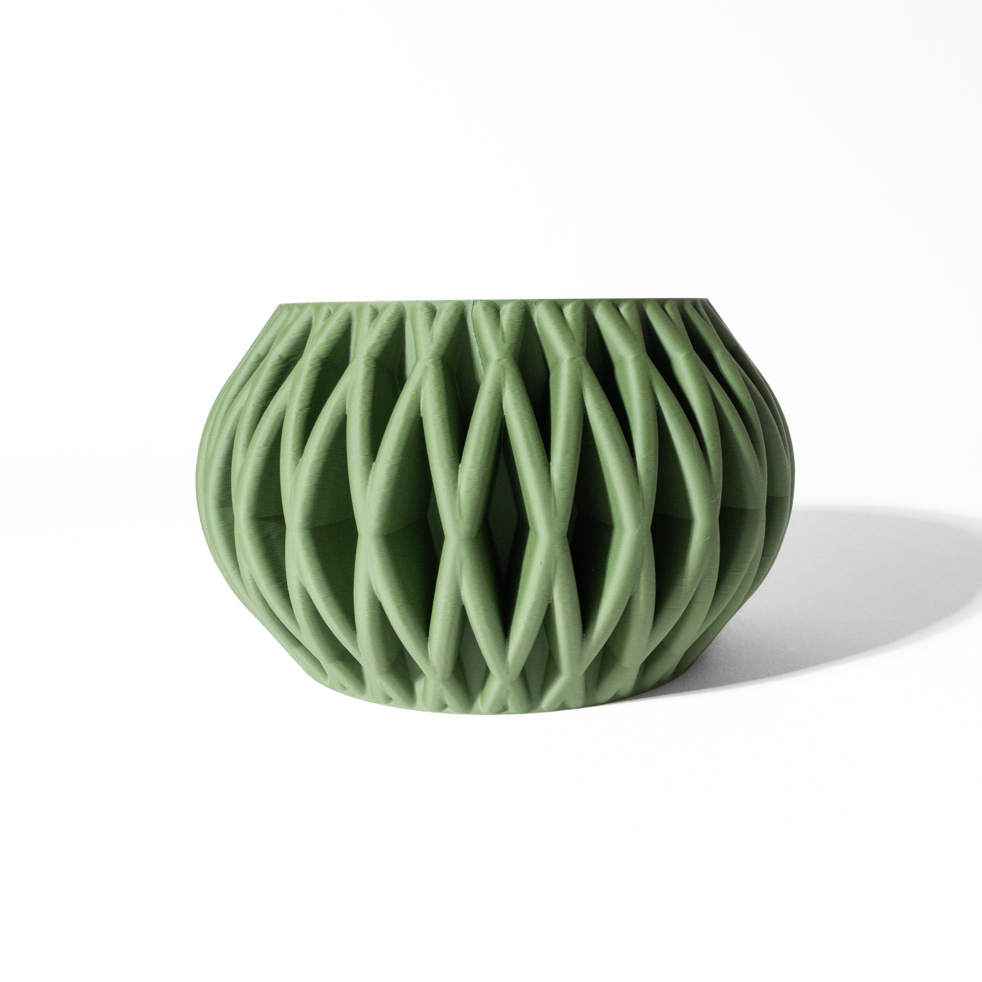 Maka Planter Pot