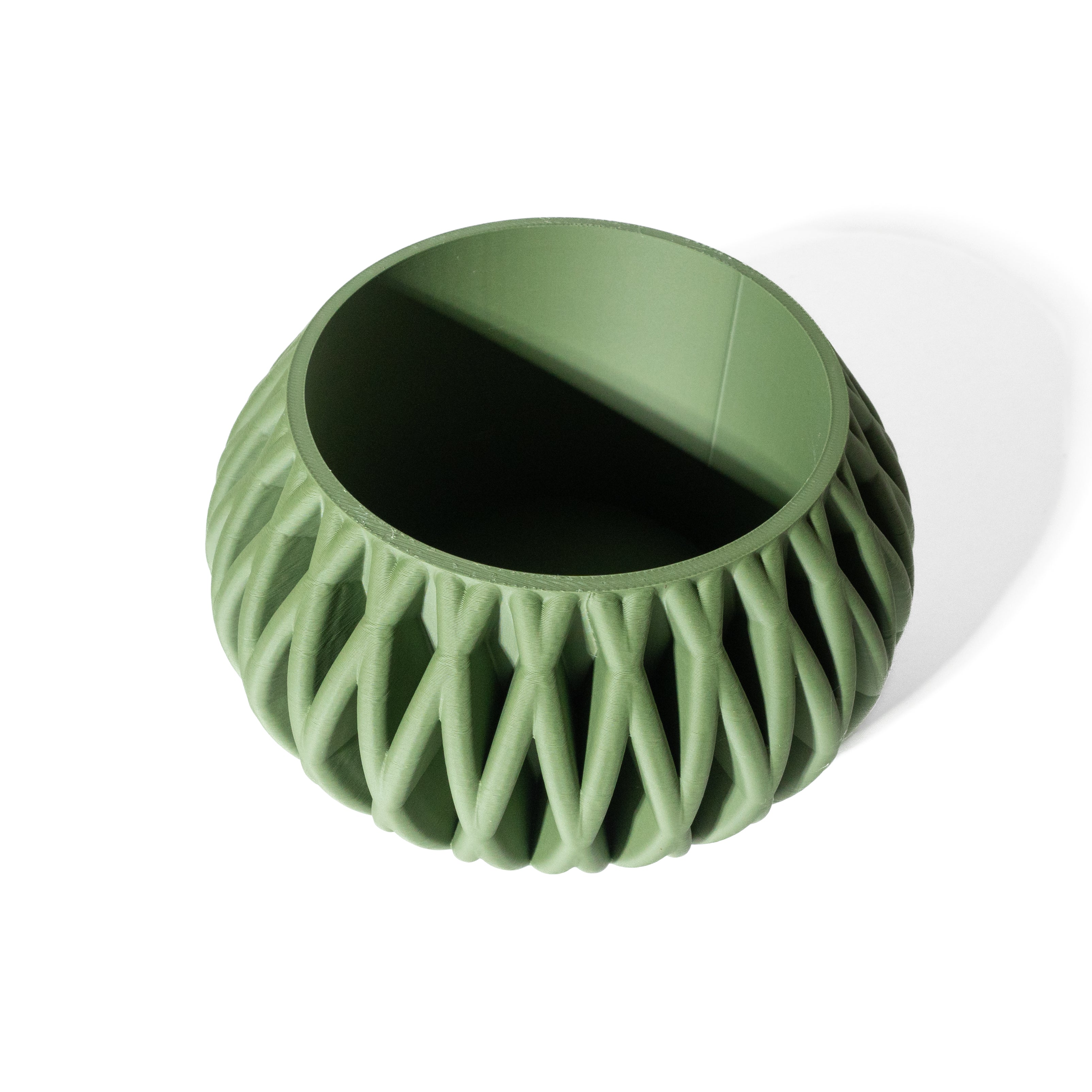 Maka Planter Pot