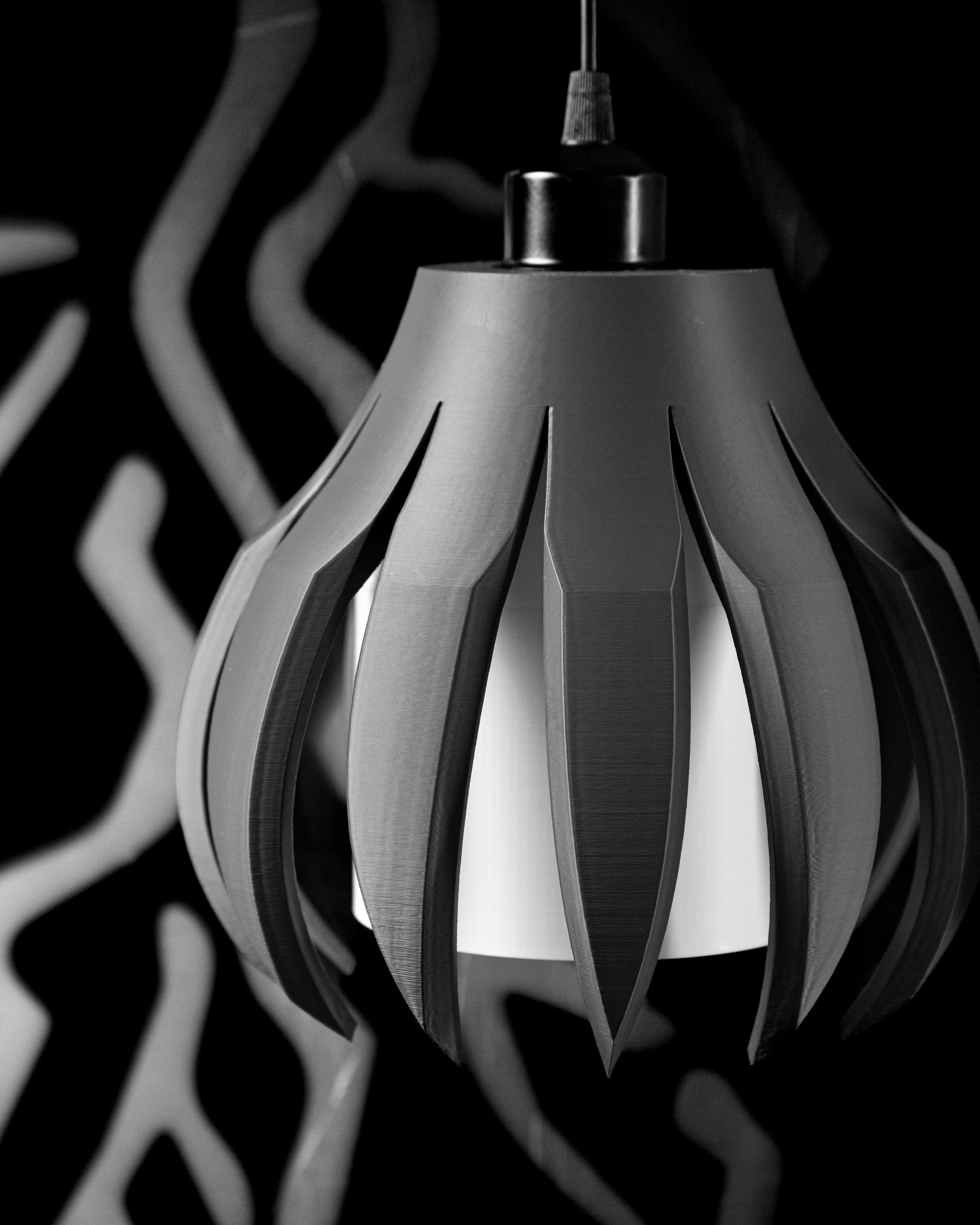 The Claw Pendant Lamp