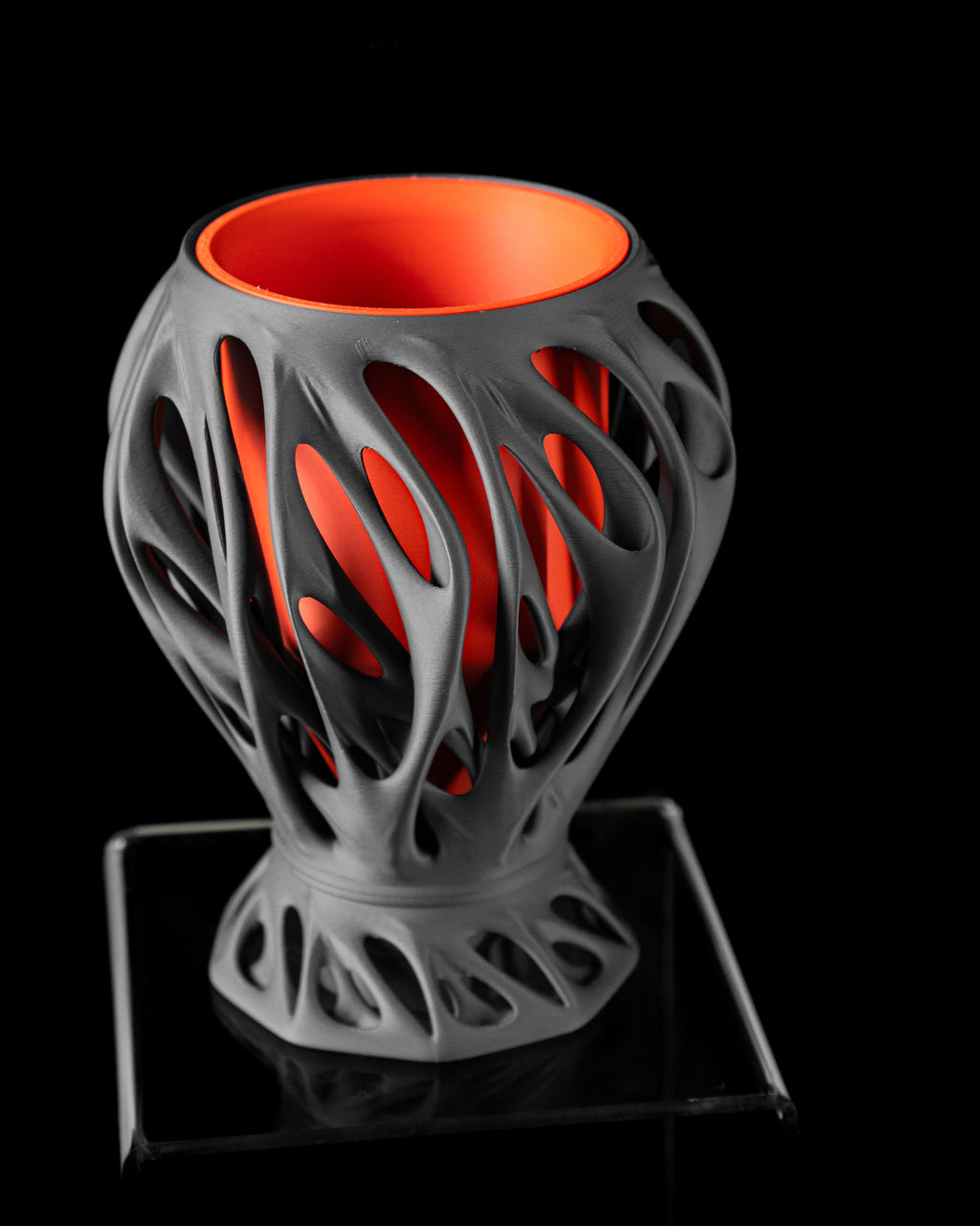 Mantis Planter Pot