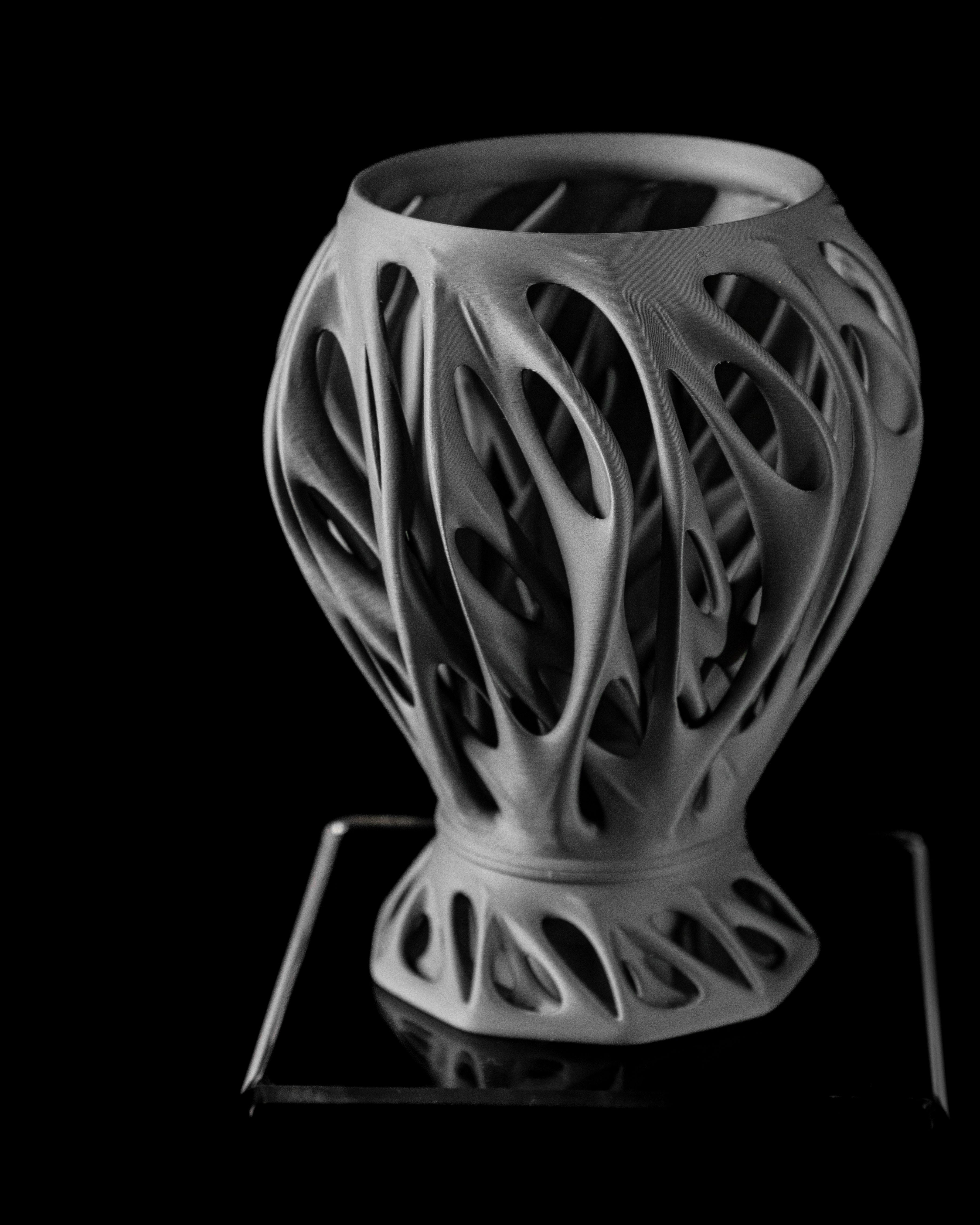 Mantis Planter Pot