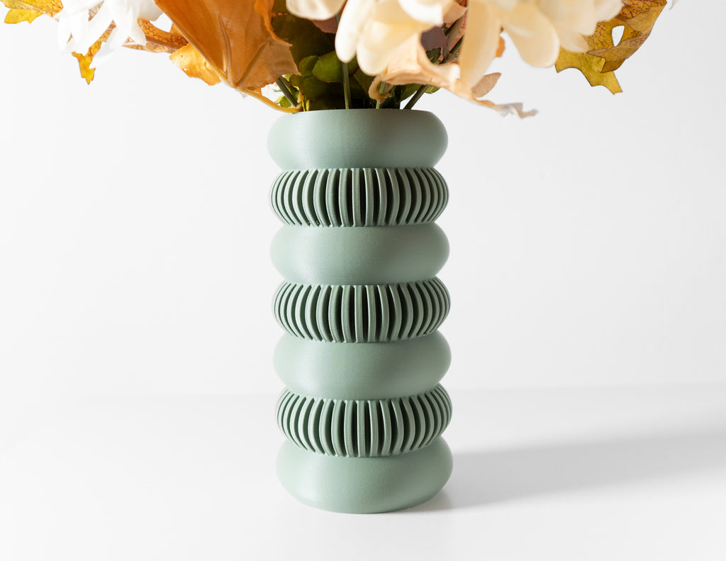 Jino Vase