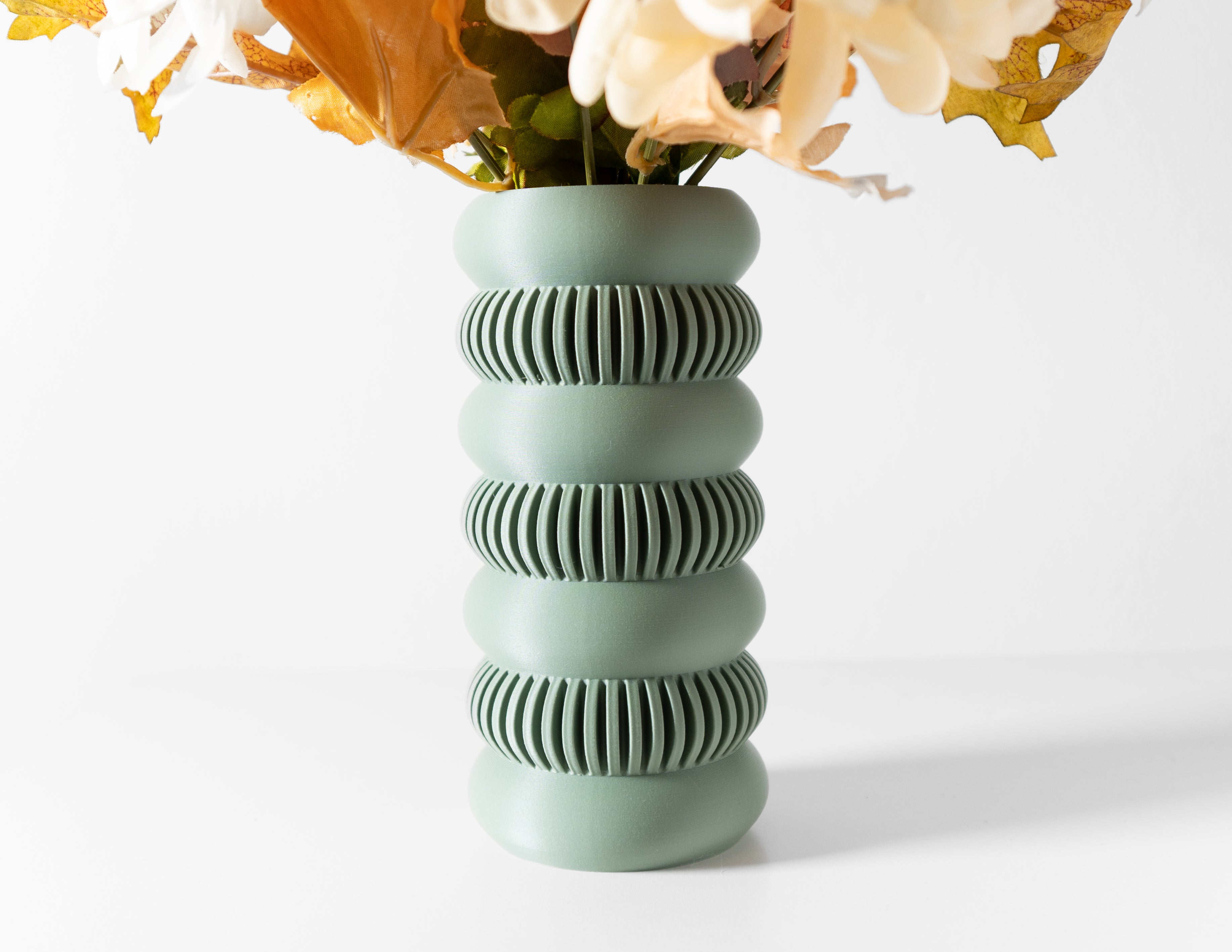 Jino Vase