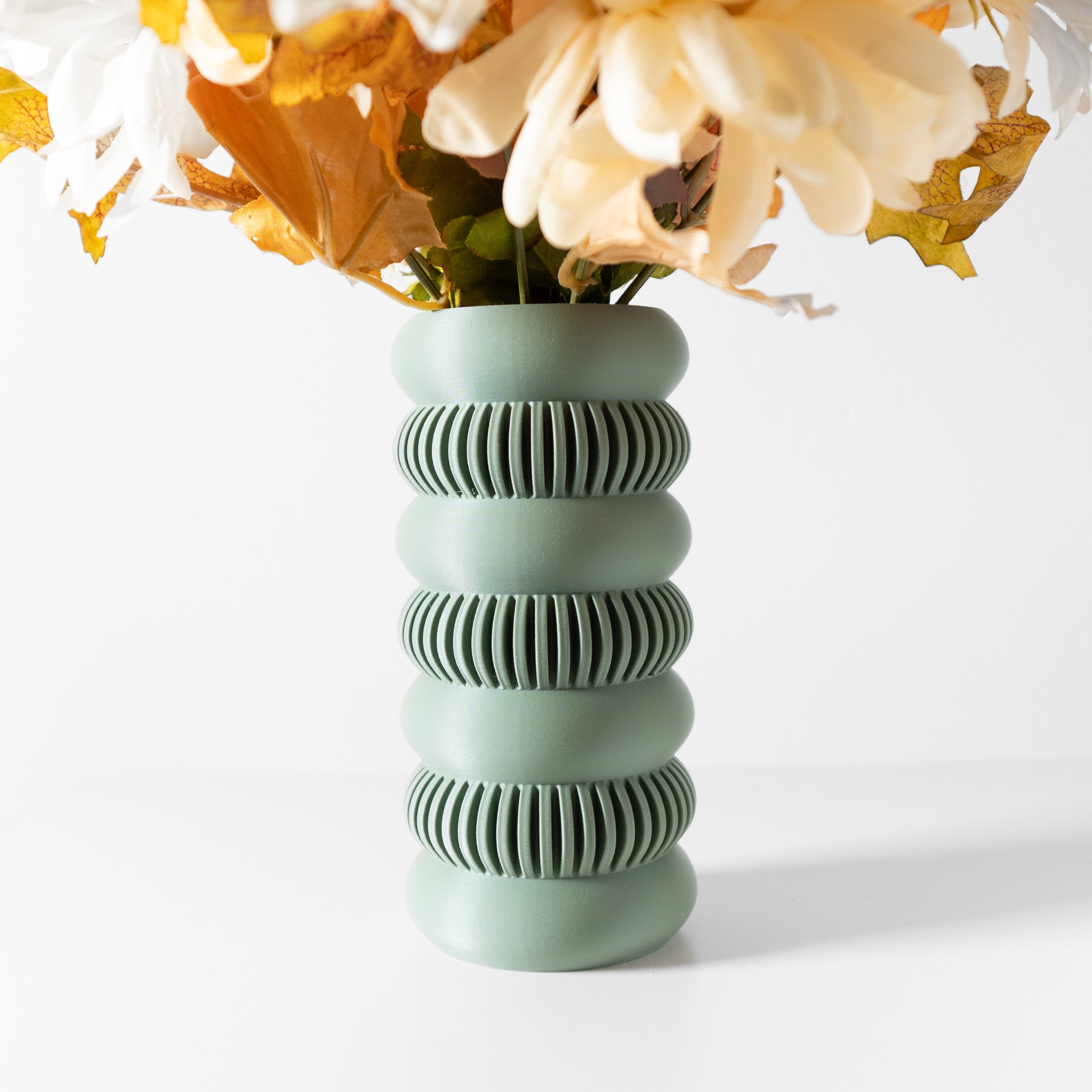 Jino Vase
