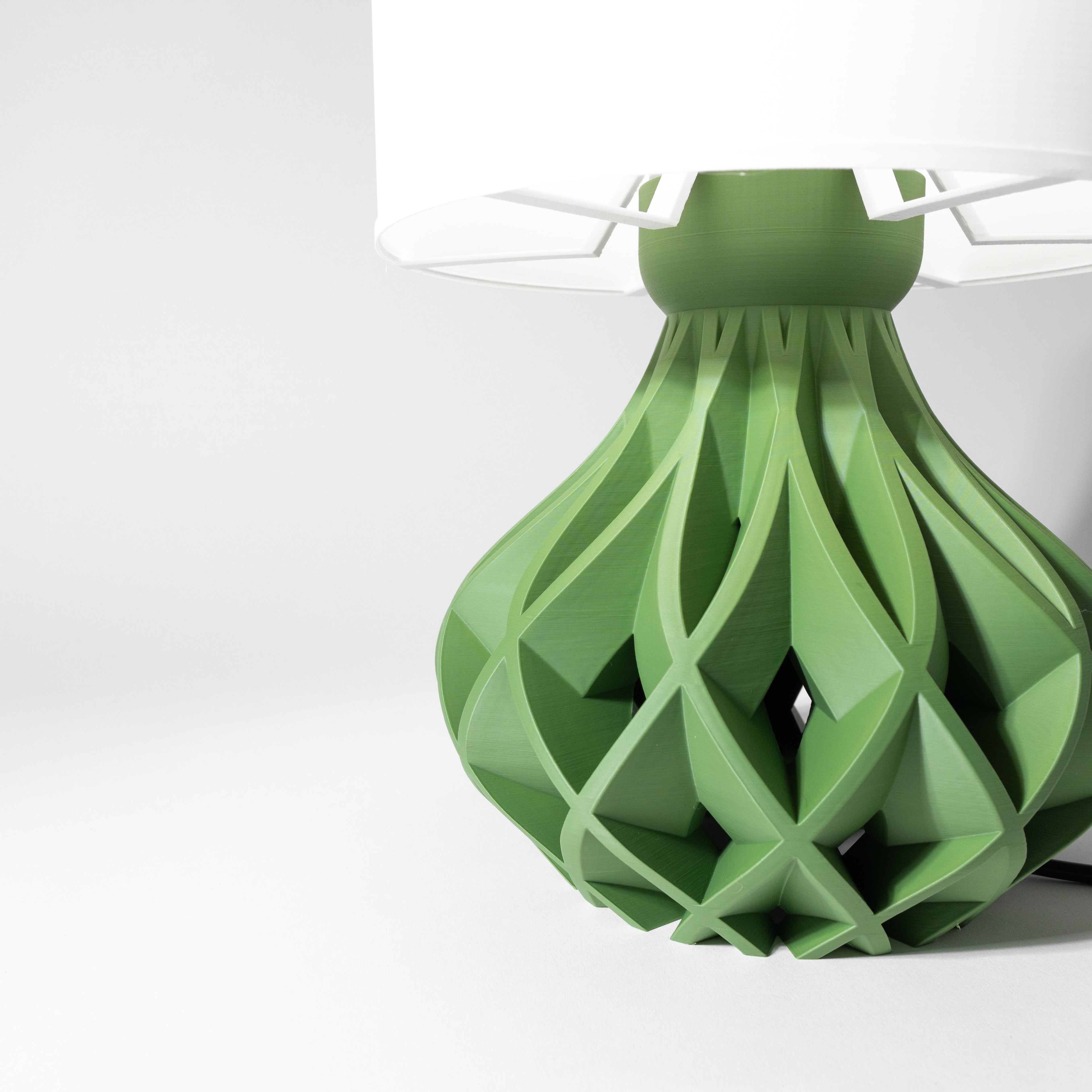 The Avio Lamp