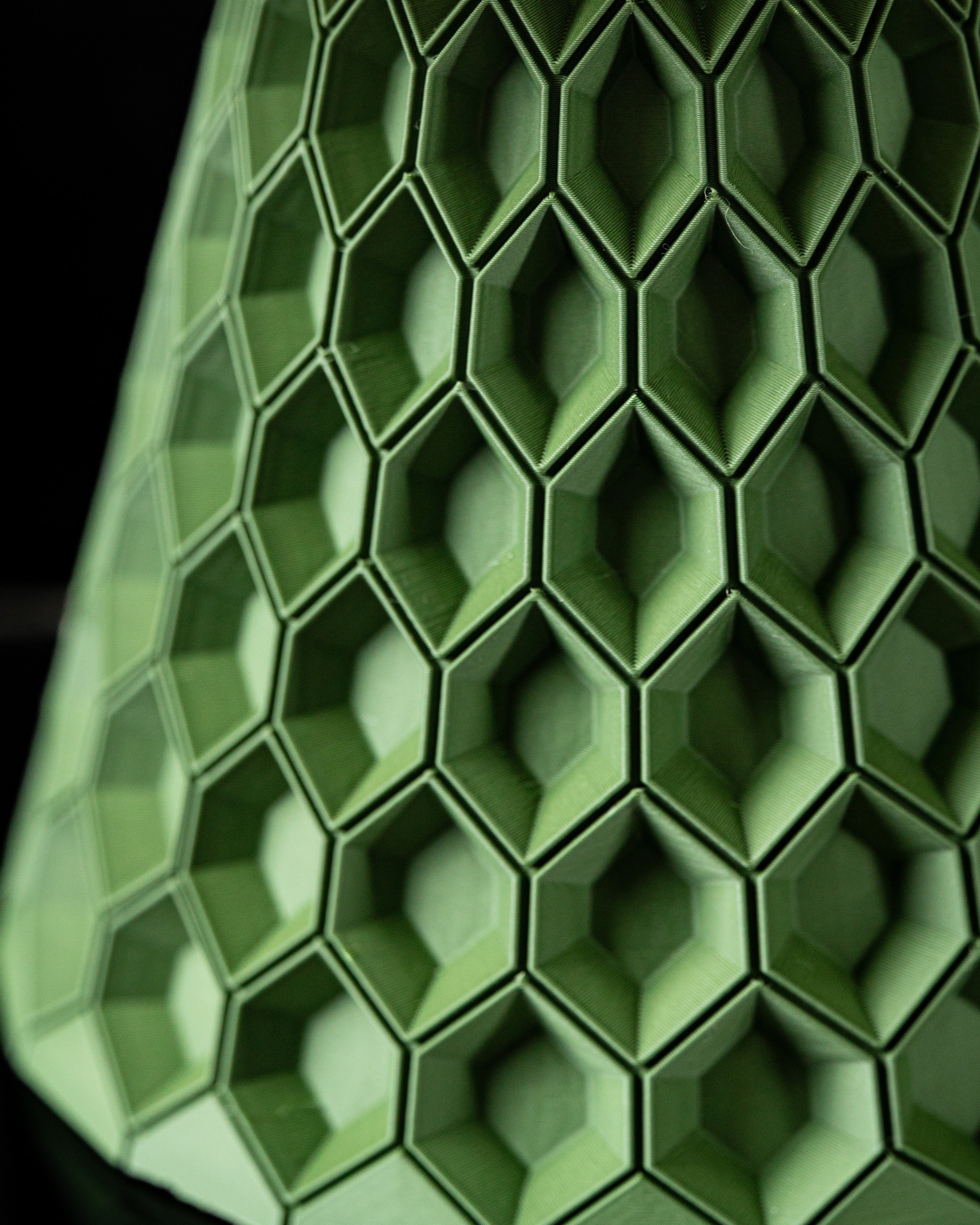 The Hexa Table Lamp