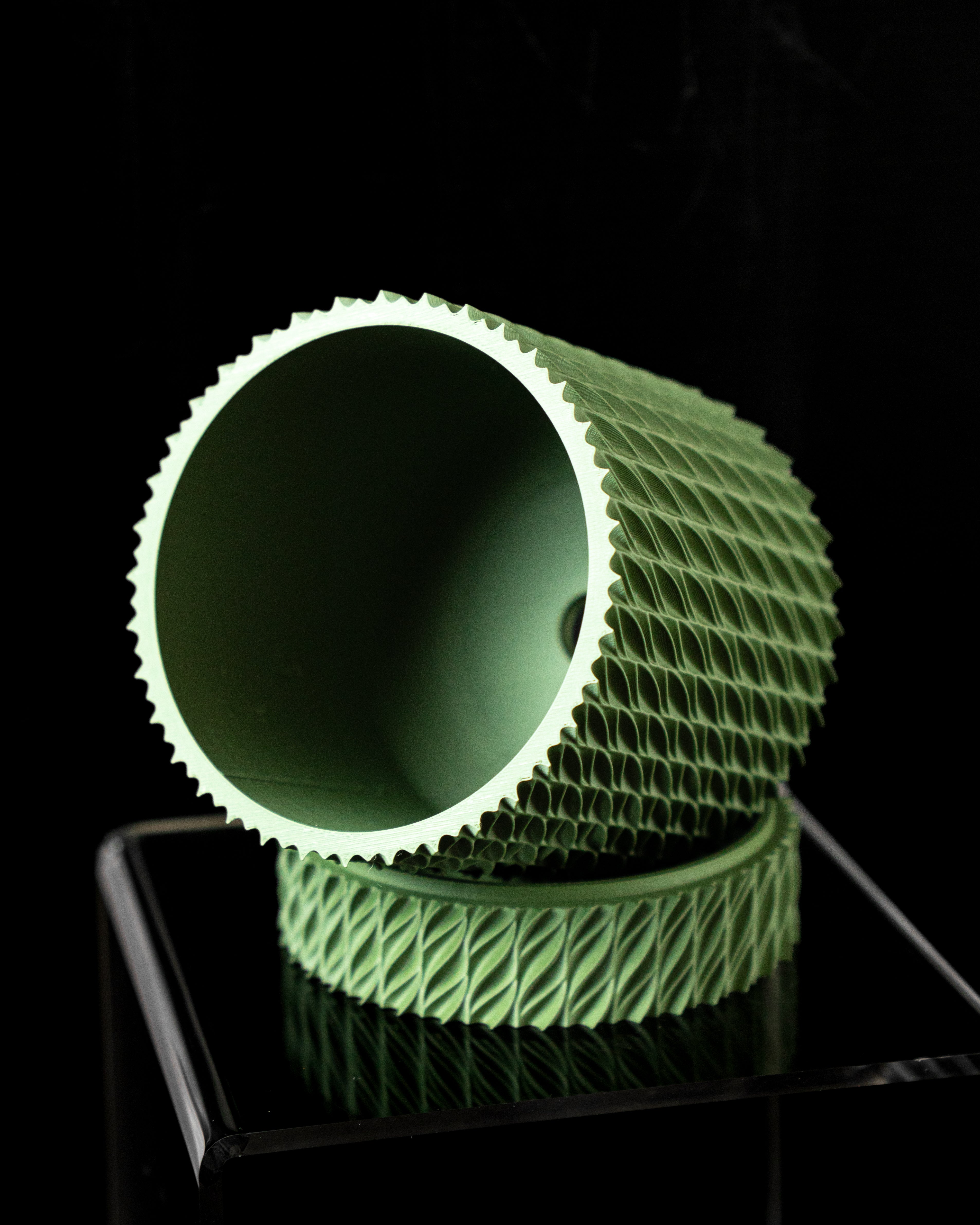 Flow Planter Pot