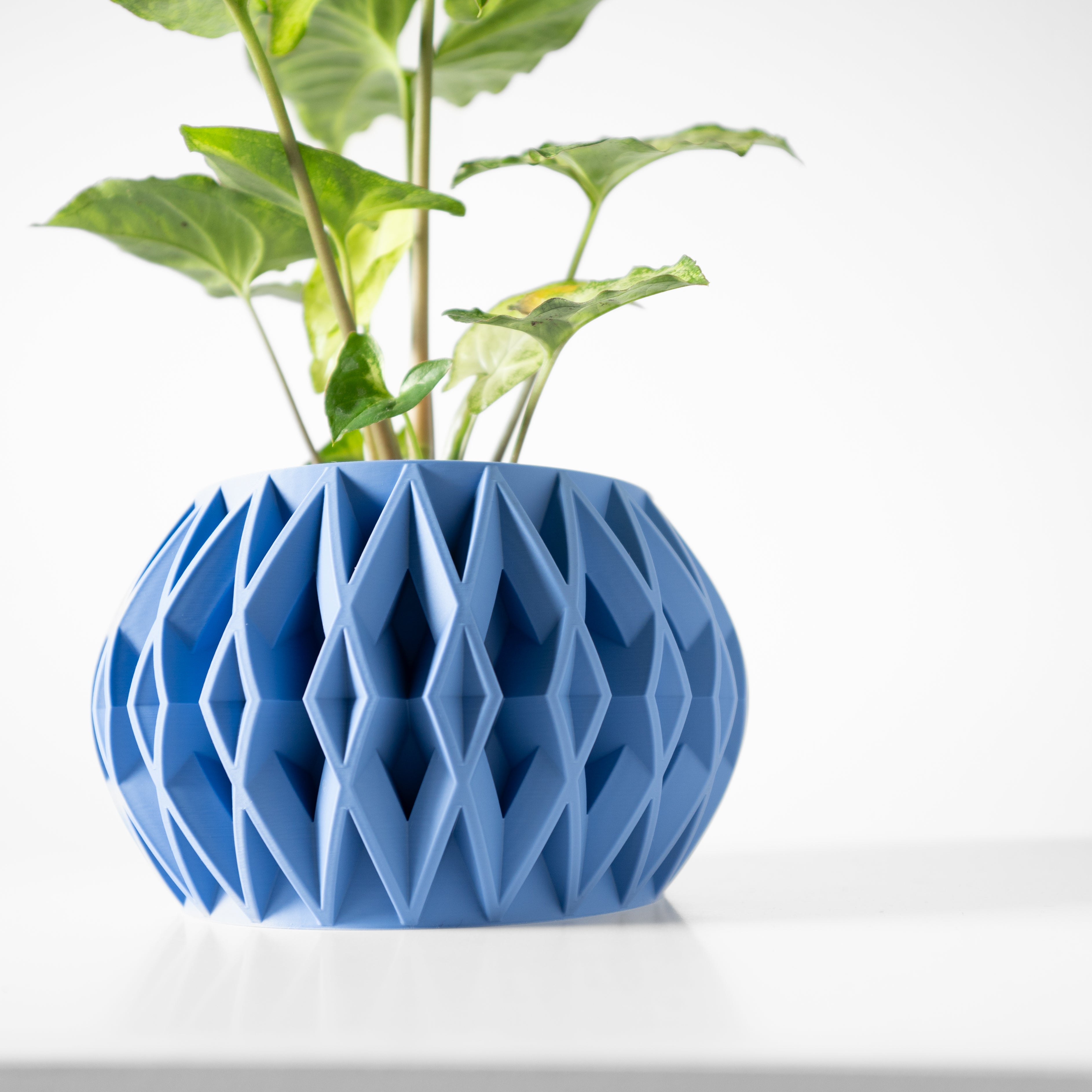 Orik Planter Pot