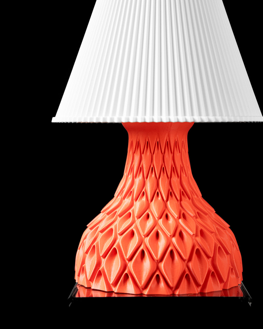 The Petal Table Lamp
