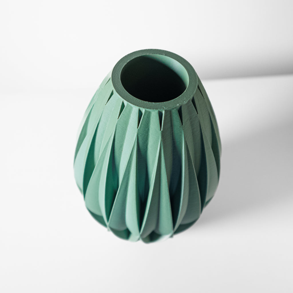 Kivra Vase