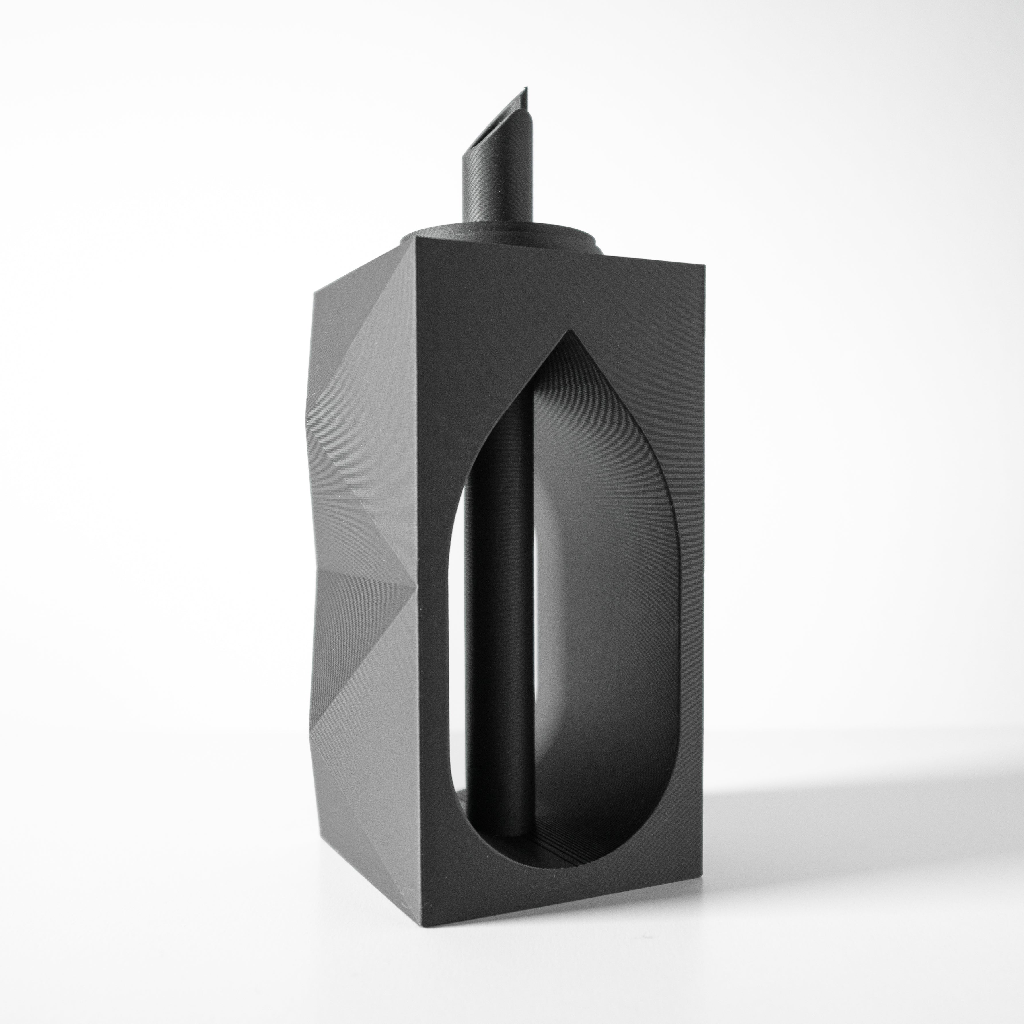 Lati Vase
