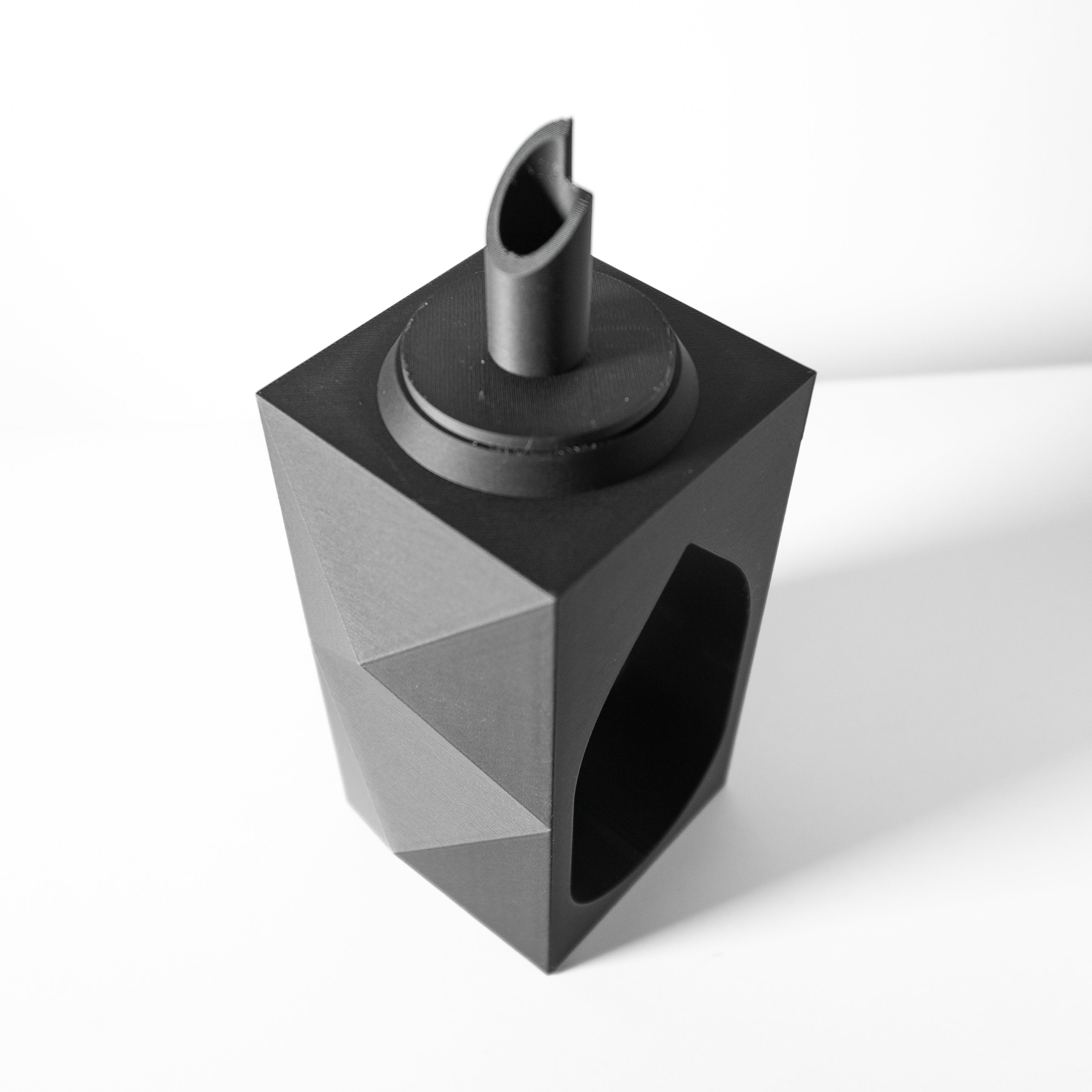 Lati Vase