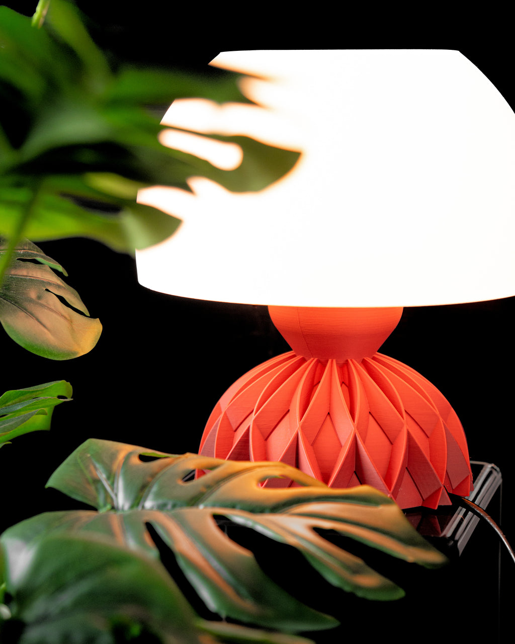 Arkan Table Lamp