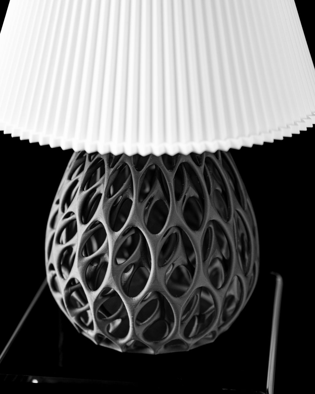The Invader Table Lamp 02