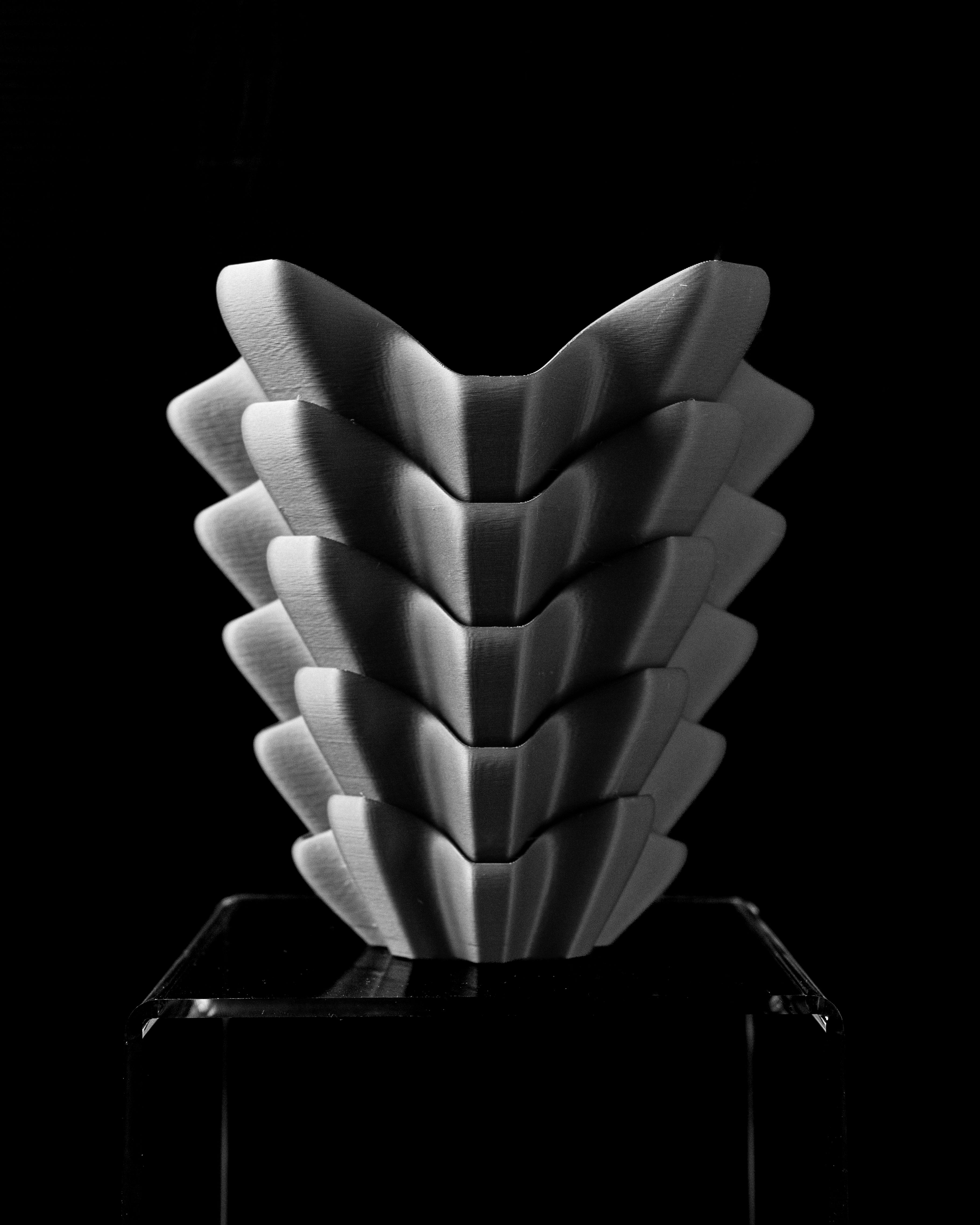 Trilo Flower Vase