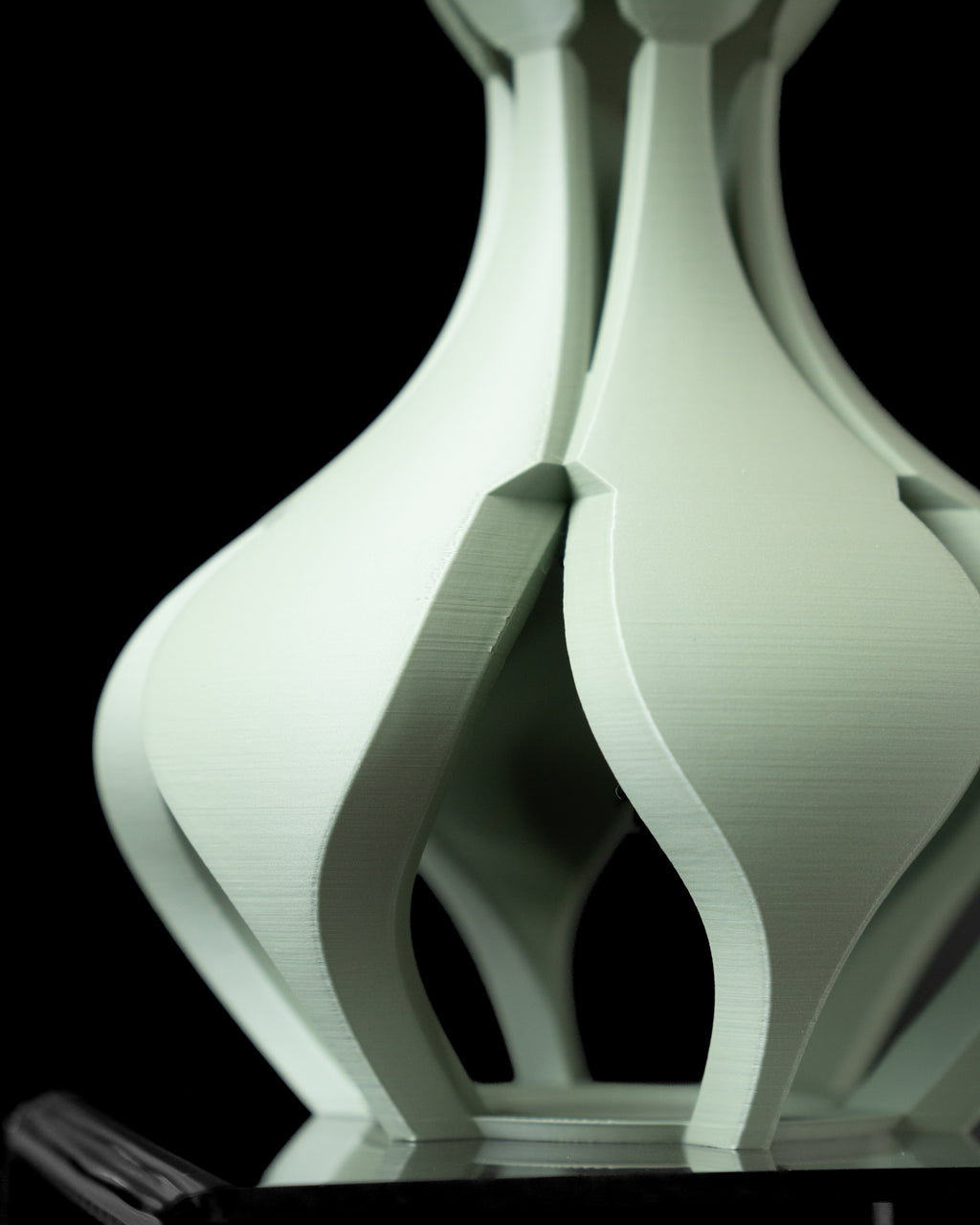 The Zari Table Lamp