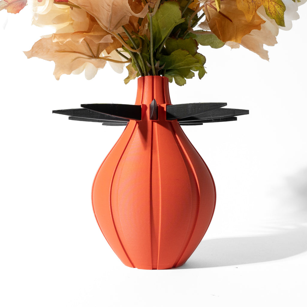 Maven Flower Vase