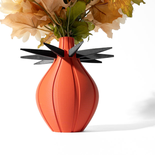 Maven Flower Vase