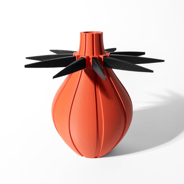 Maven Flower Vase
