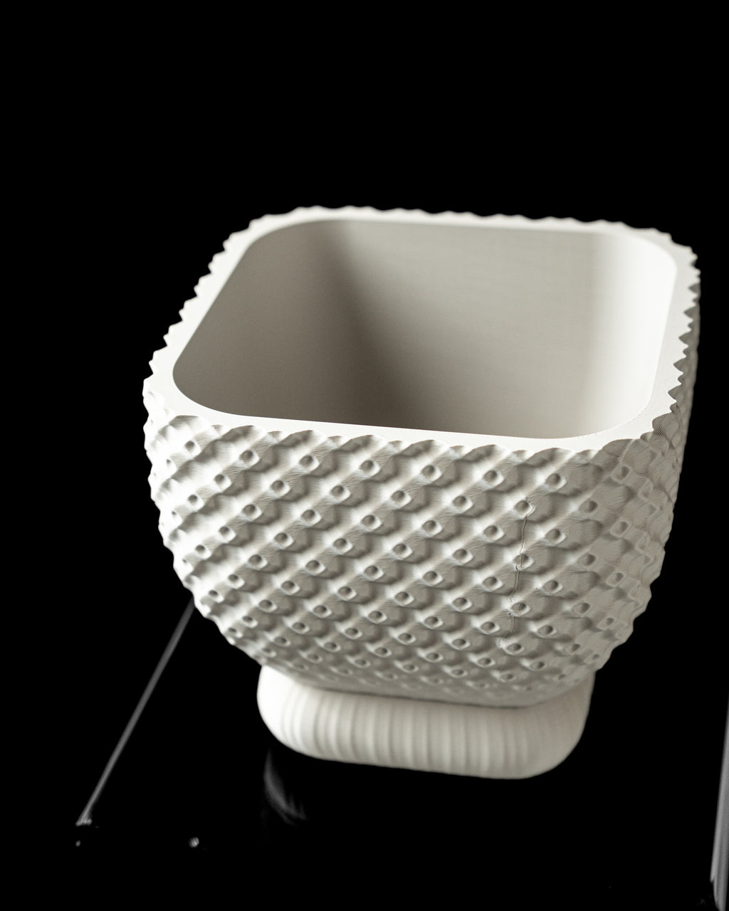 Connect Planter Pot