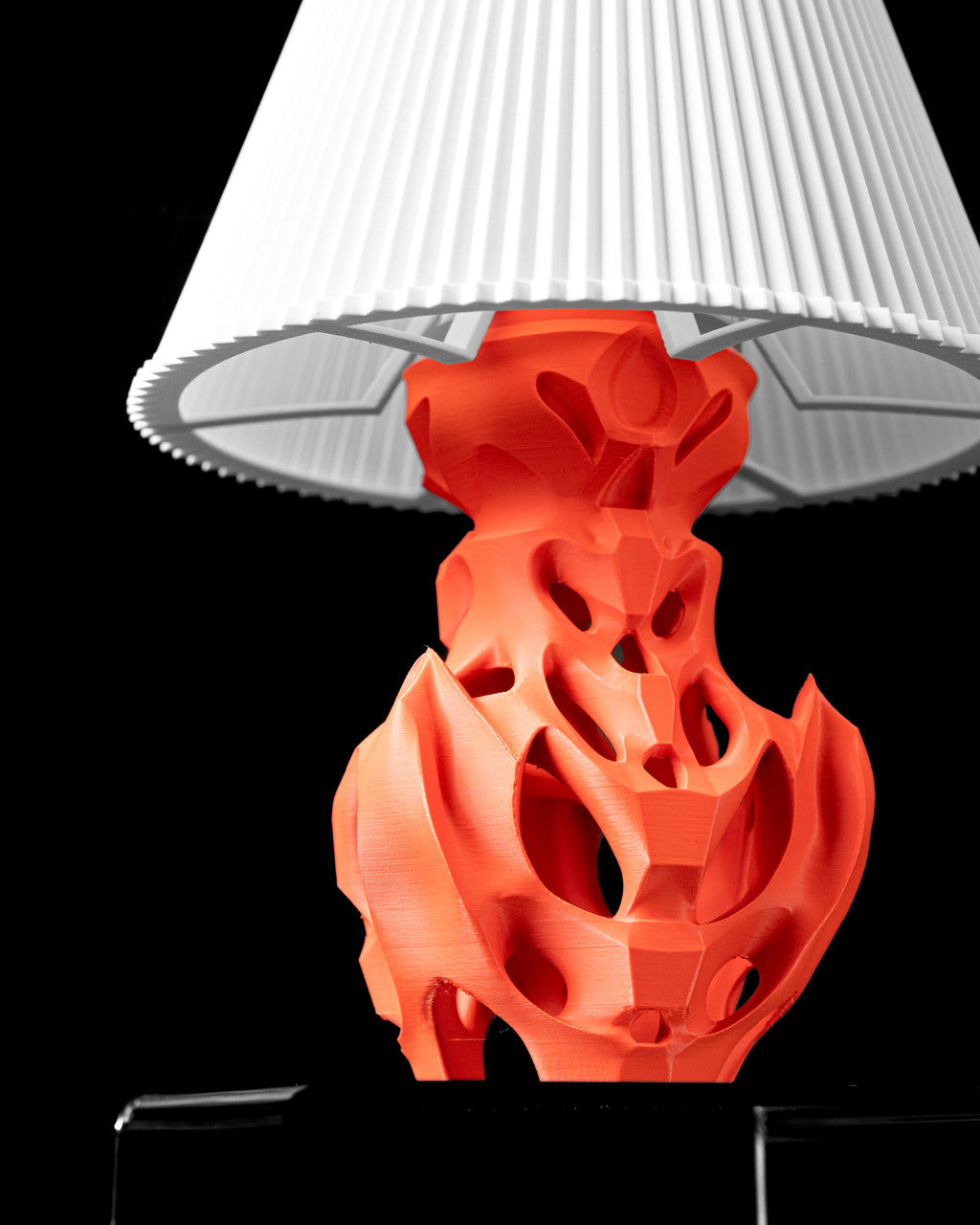 The Flutter Table Lamp 02