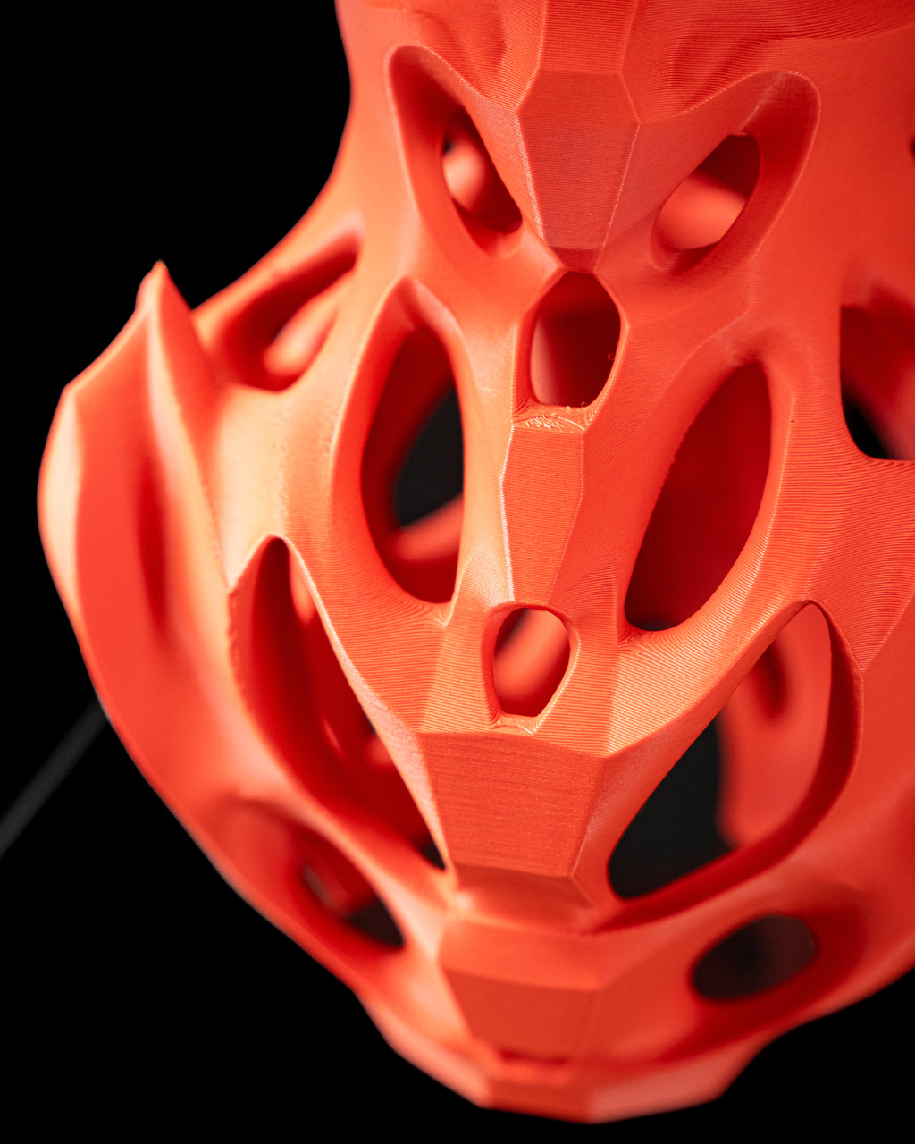 The Flutter Table Lamp 02