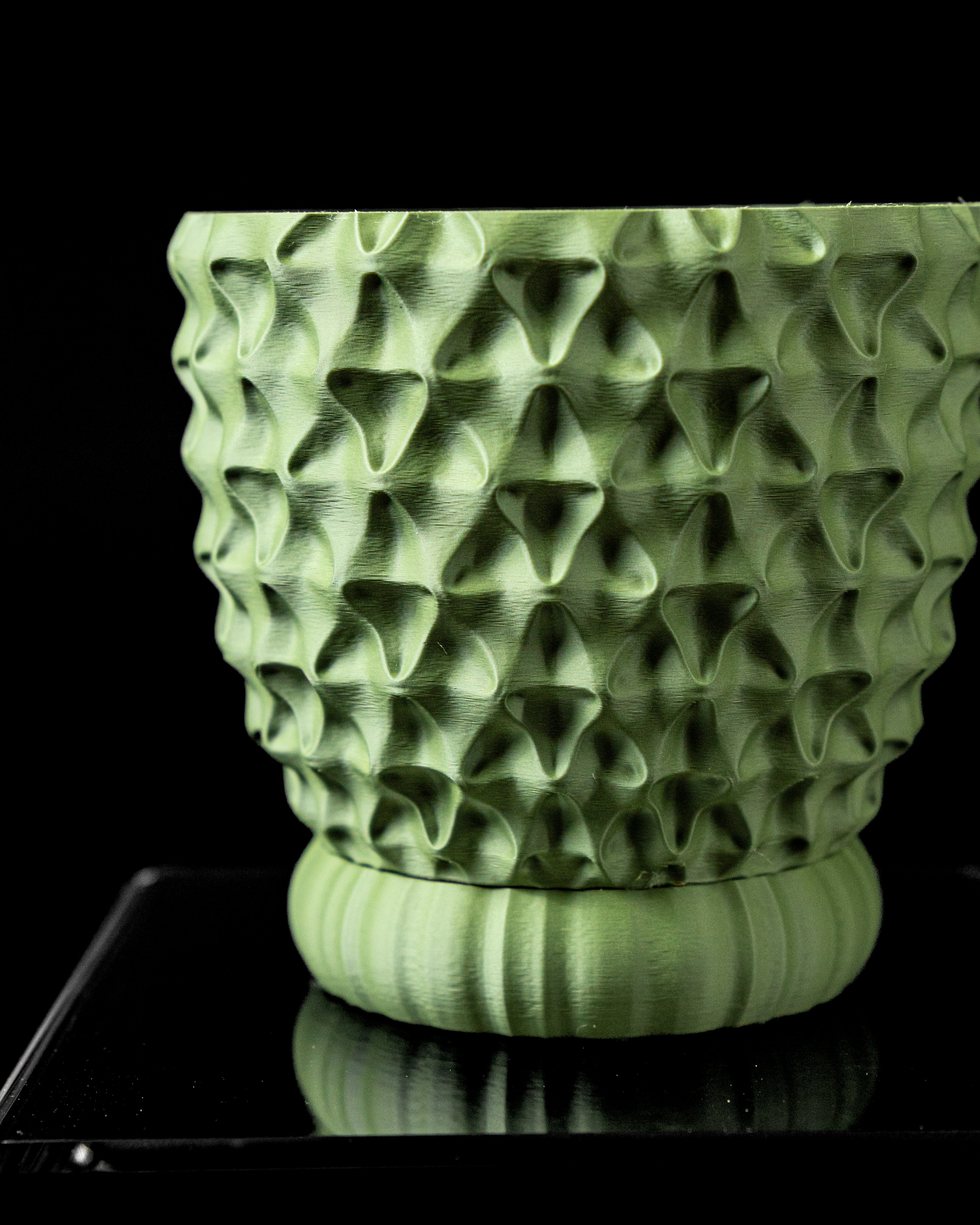 Tri-Wave Planter Pot