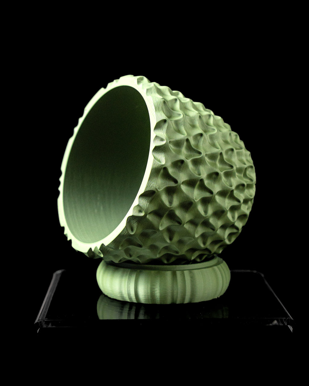 Tri-Wave Planter Pot