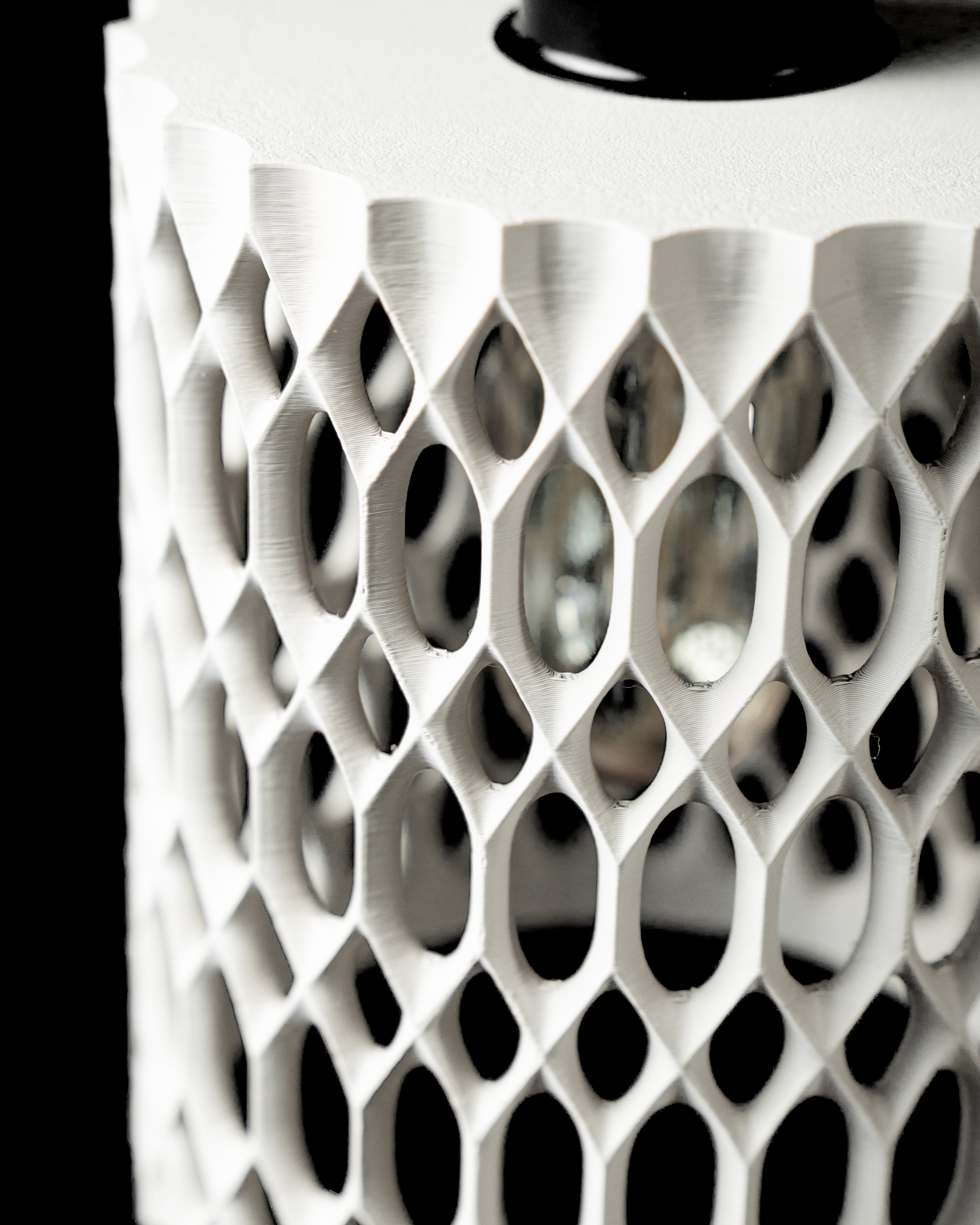 The Chain Pendant Lamp 04