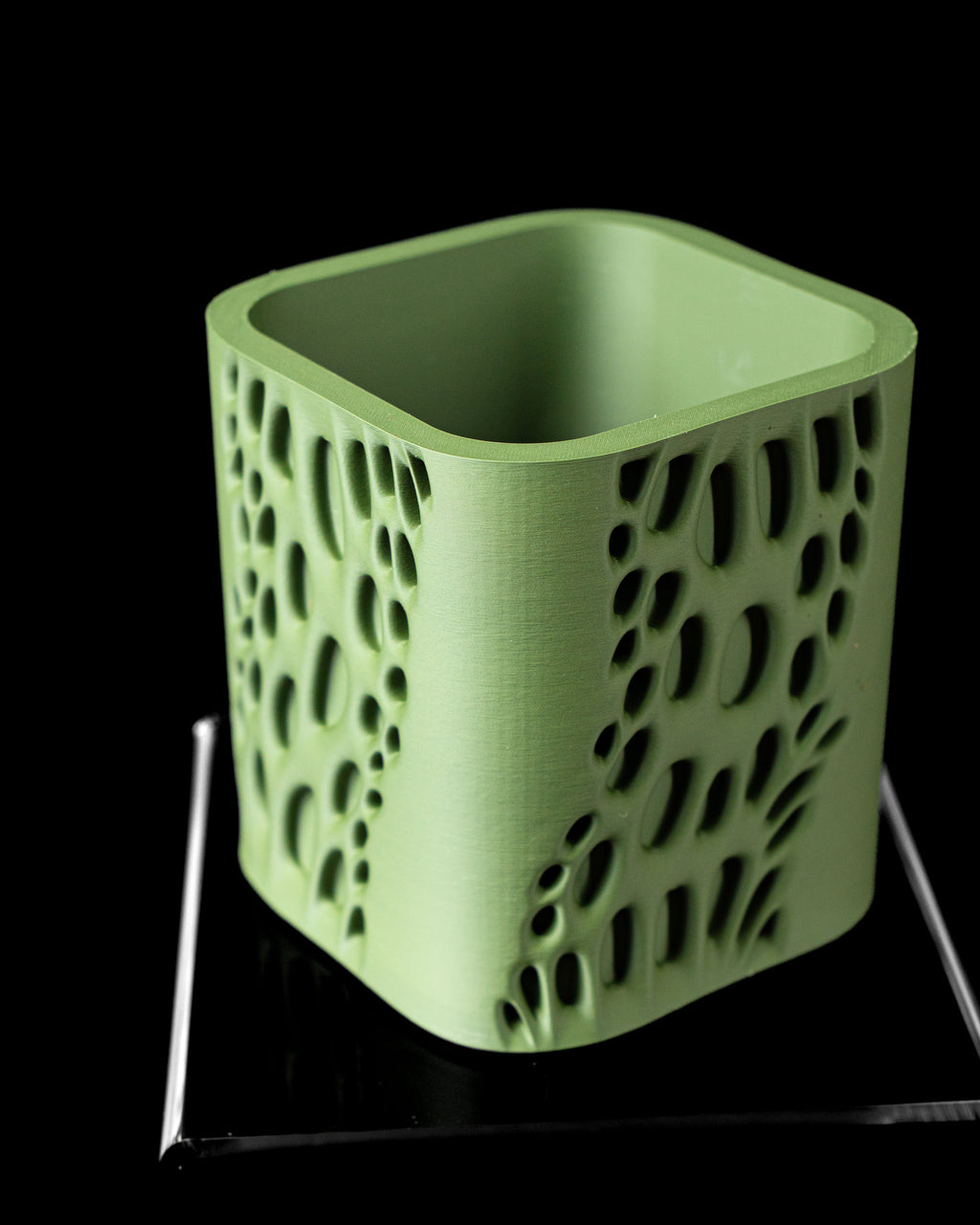 Vapor Planter Pot