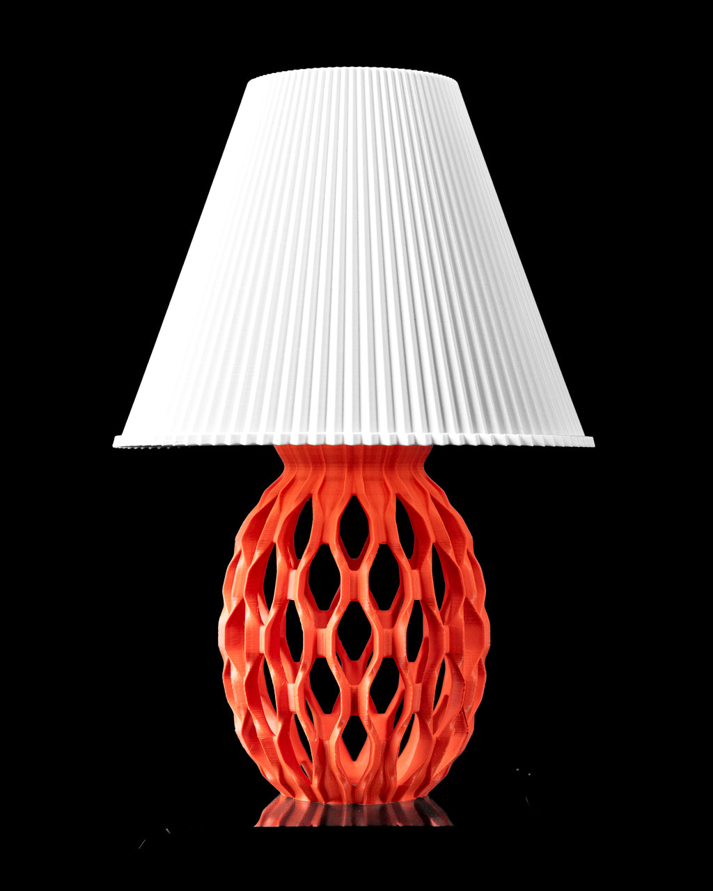 The Chain Table Lamp