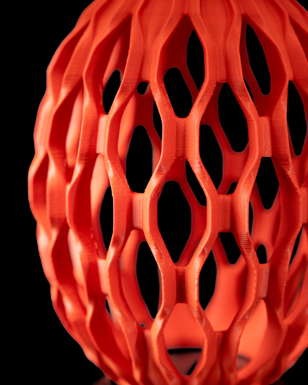 The Chain Table Lamp