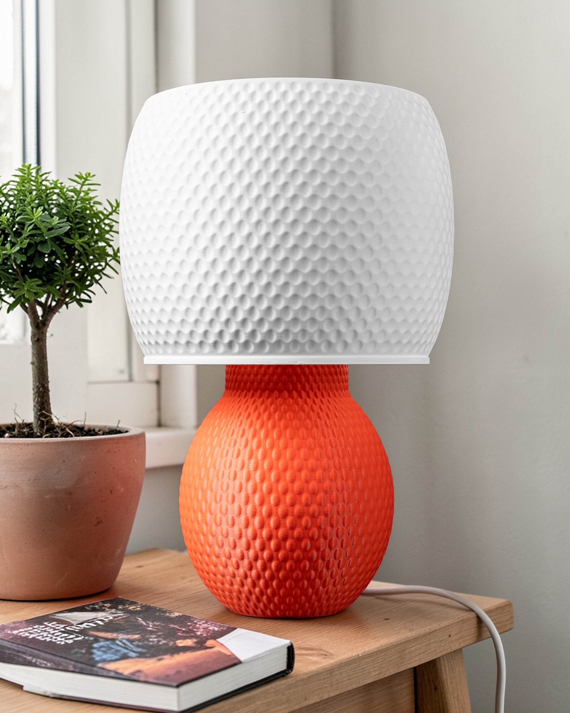 The Oso Table Lamp