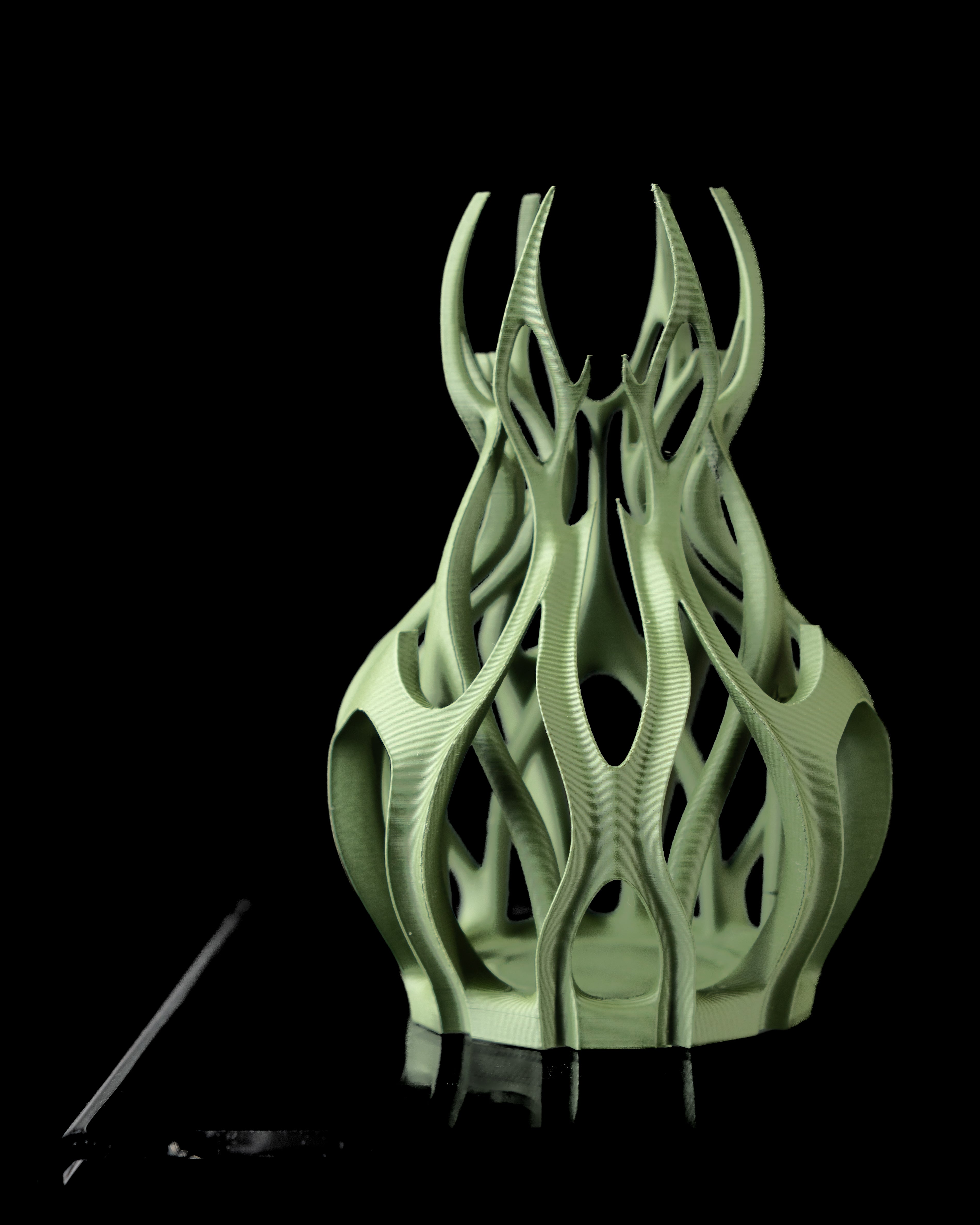 Drag Flower Vase