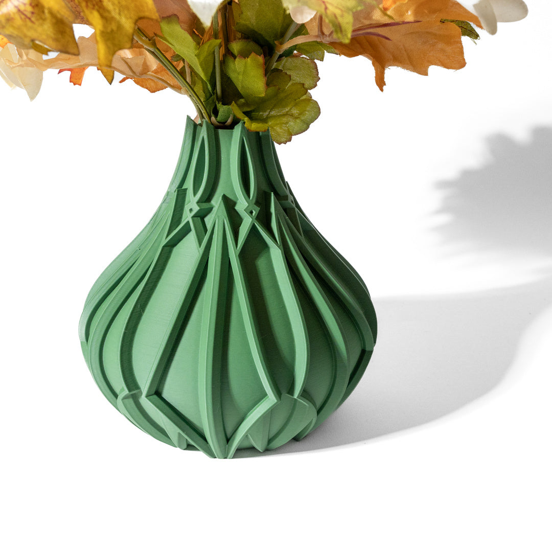 Arvin Flower Vase
