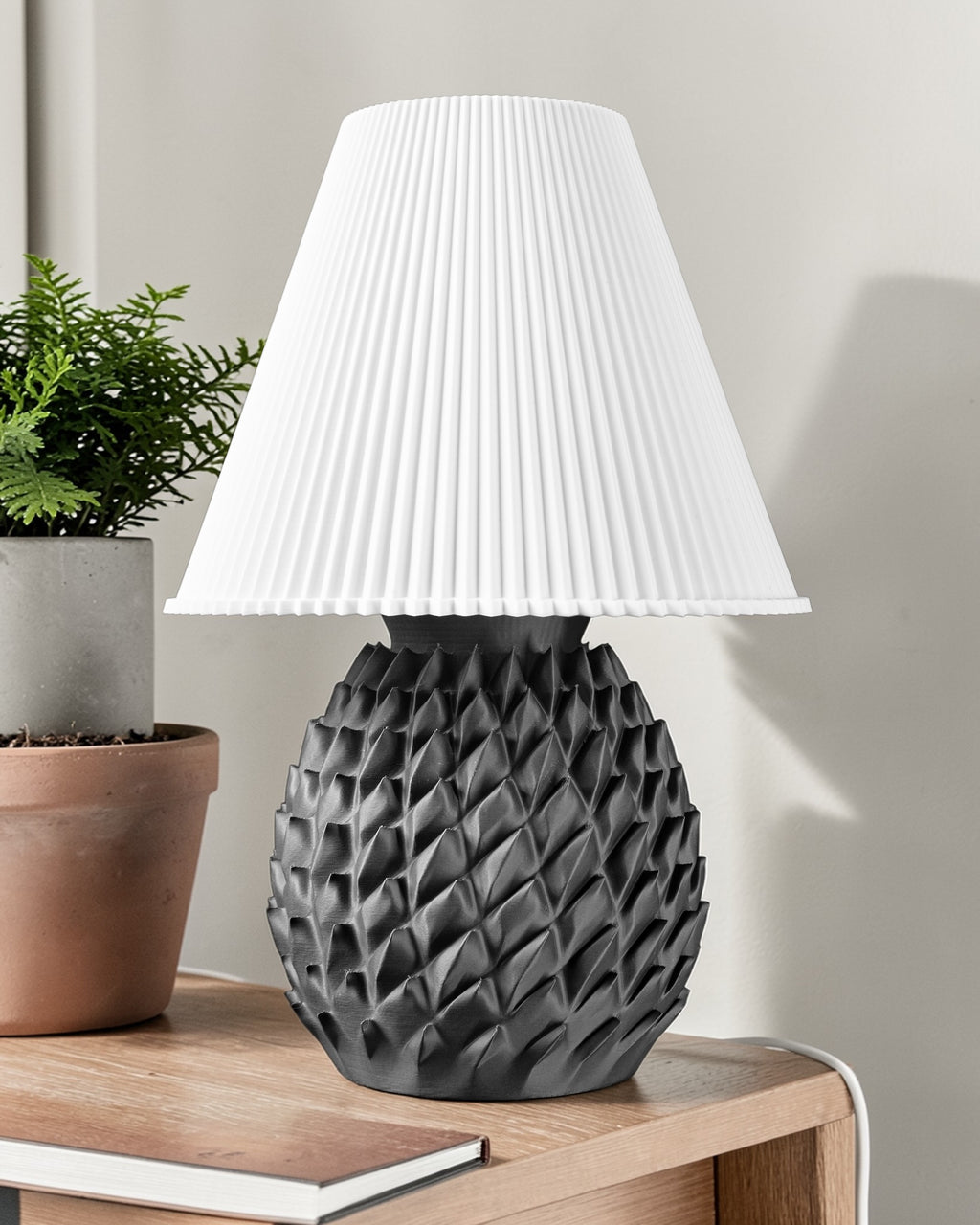 The Pine Table Lamp