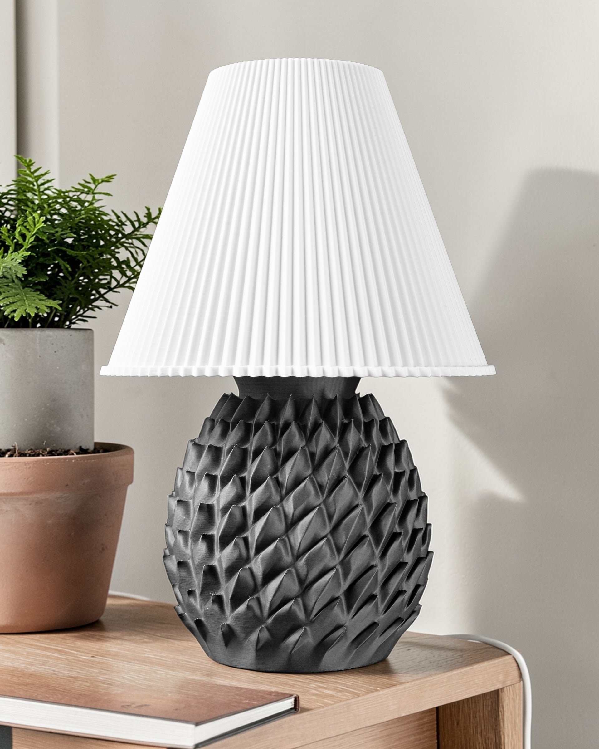 The Pine Table Lamp