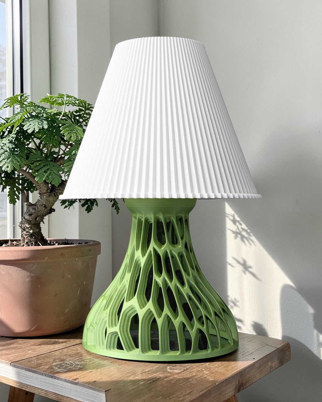 The Ringo Table Lamp