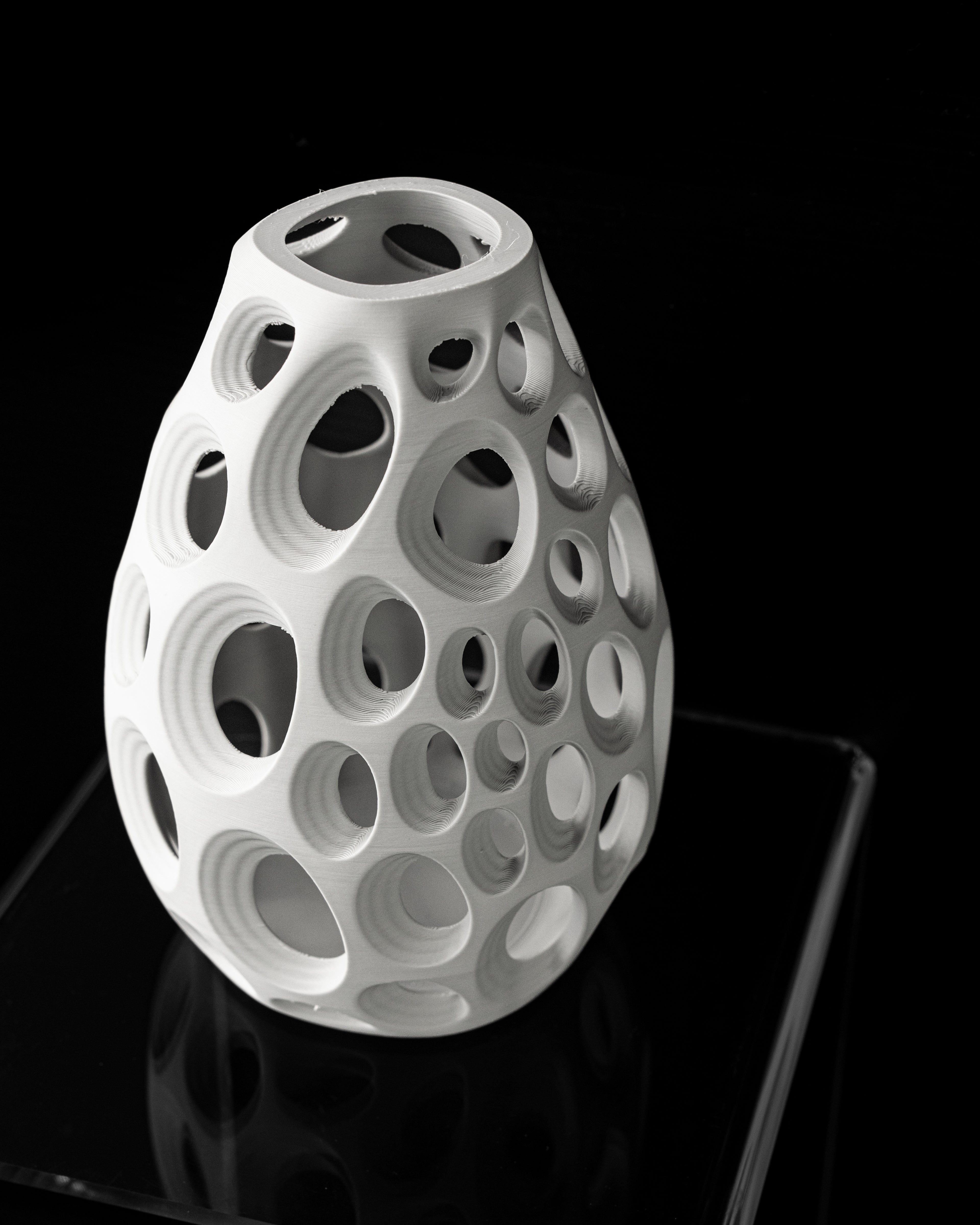 Ringo Flower Vase