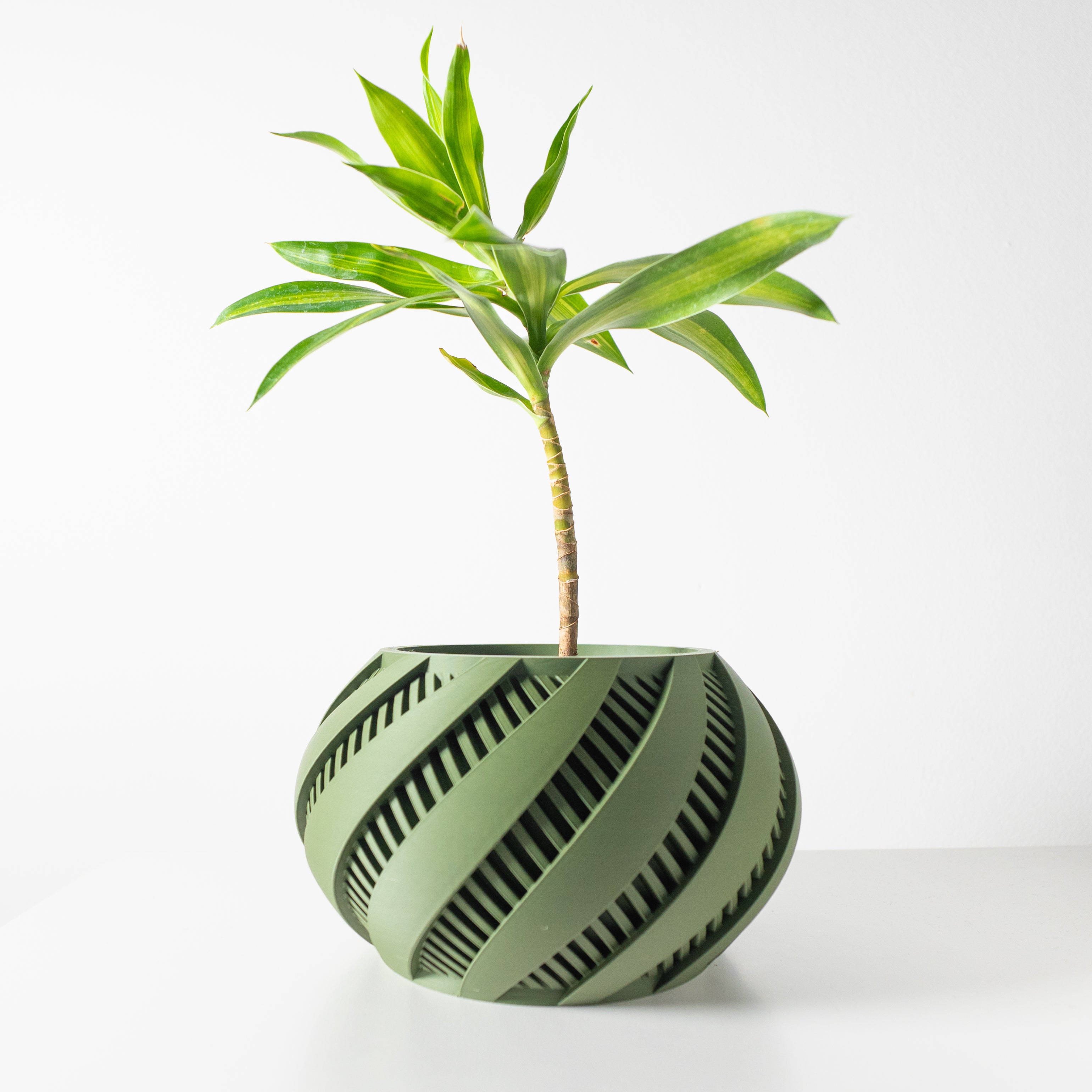Krato Planter Pot