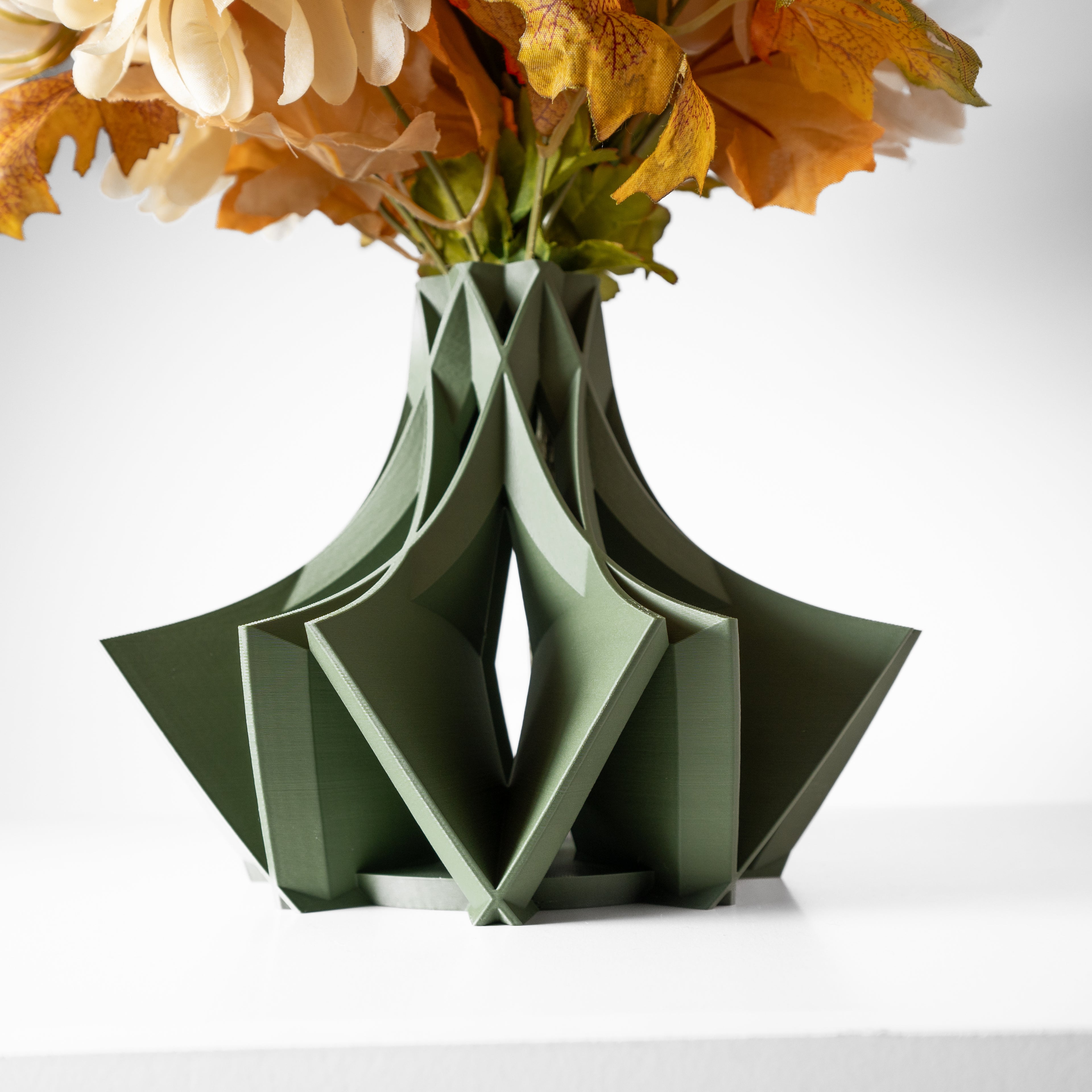 Ramo Vase