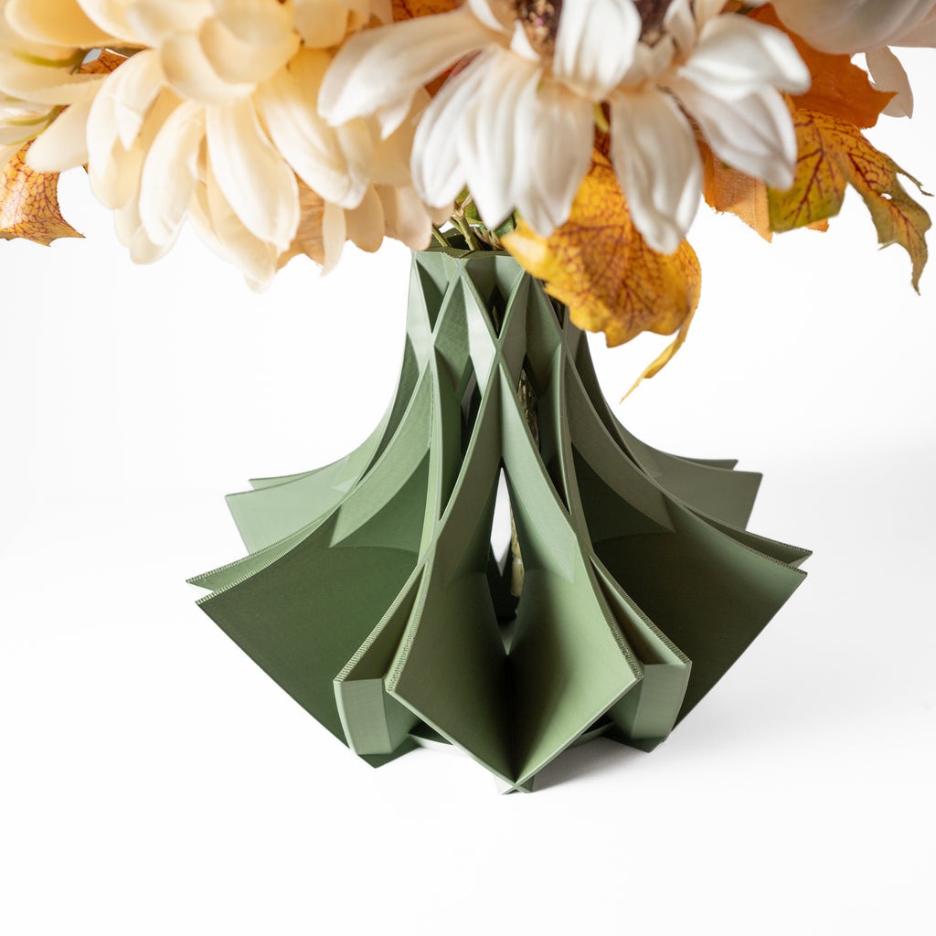 Ramo Vase