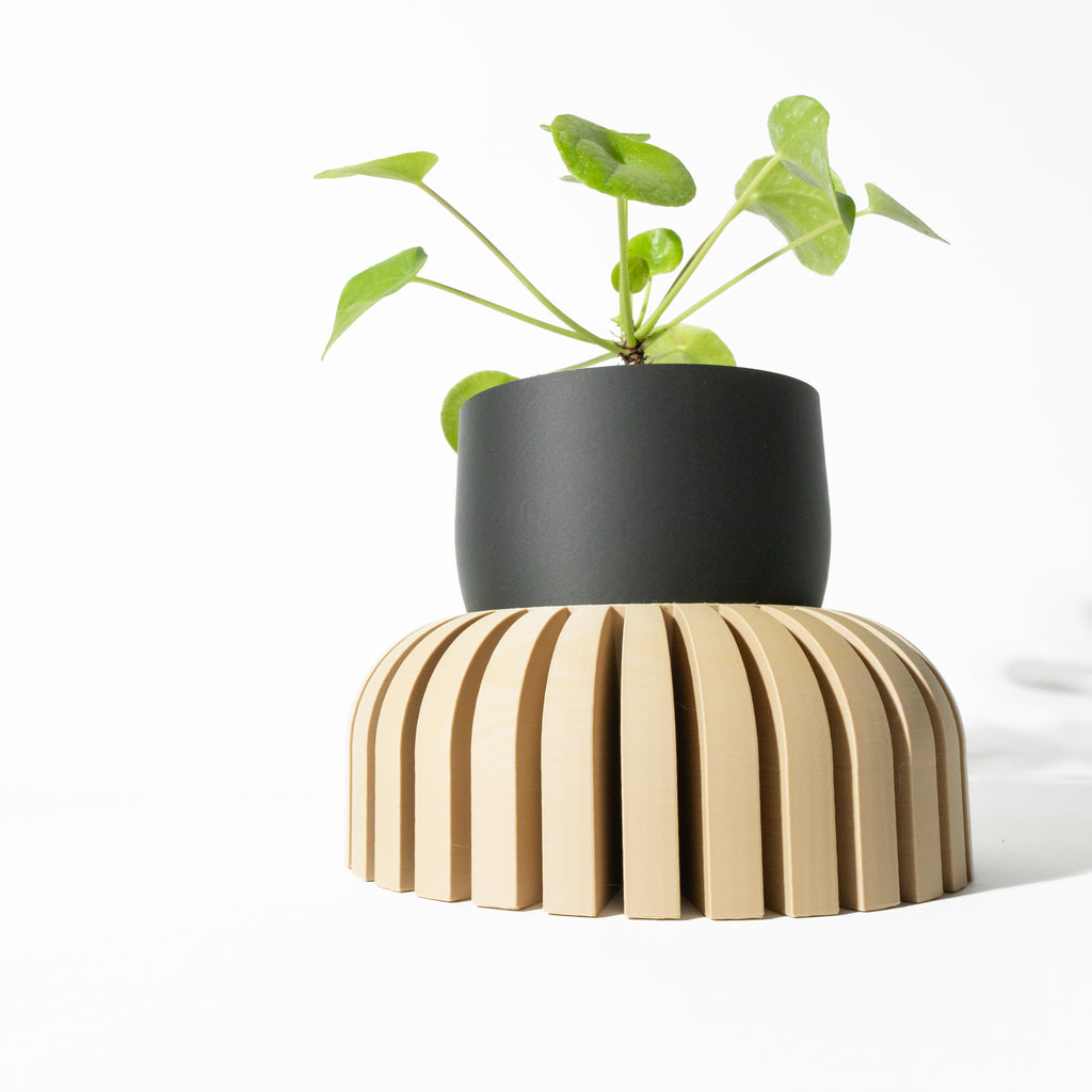 Karis Planter Pot
