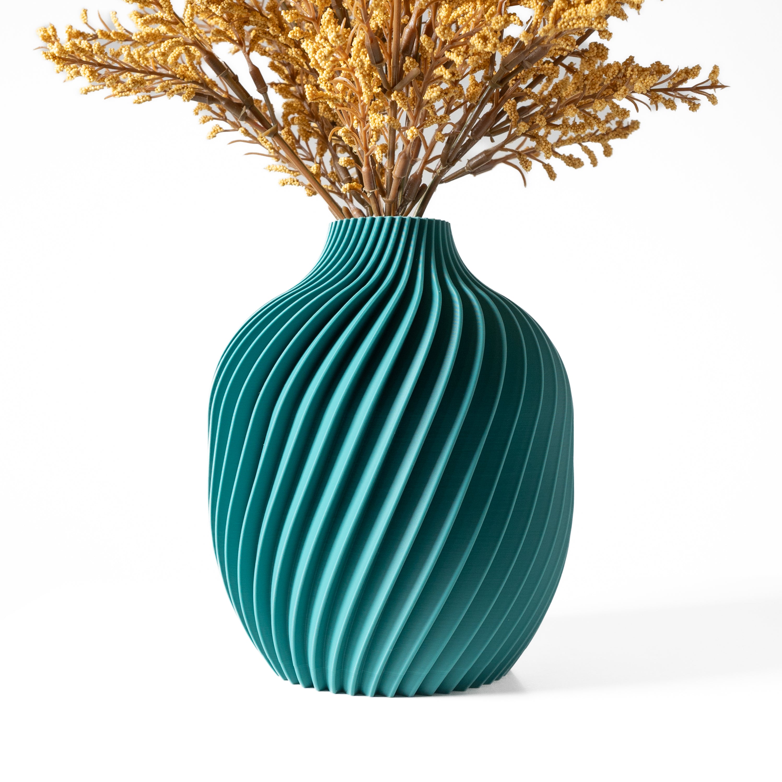 Kivan Vase